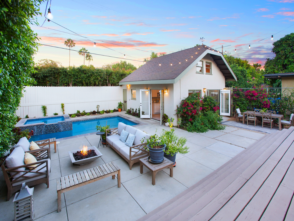 Craftsman by Sunset | Photo 26