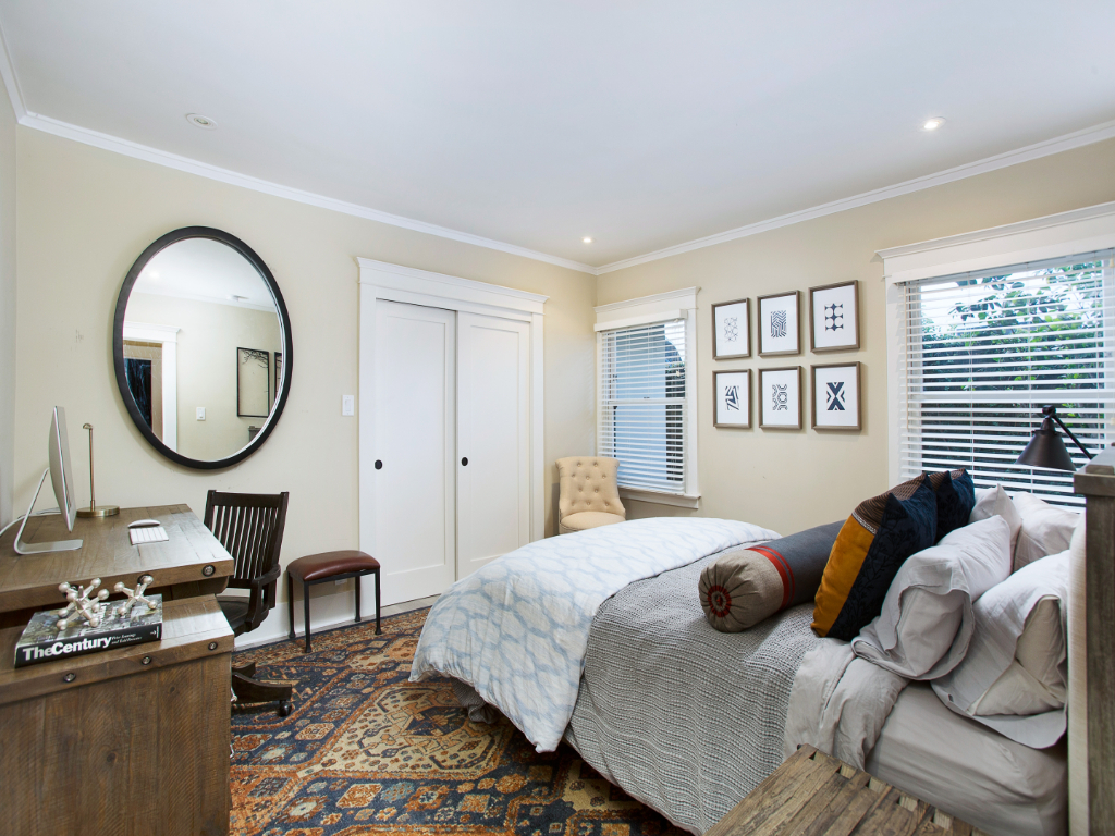 Craftsman by Sunset | Photo 18