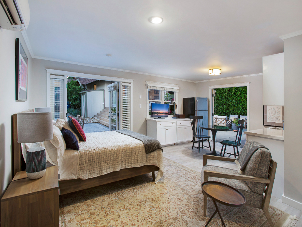 Craftsman by Sunset | Photo 30