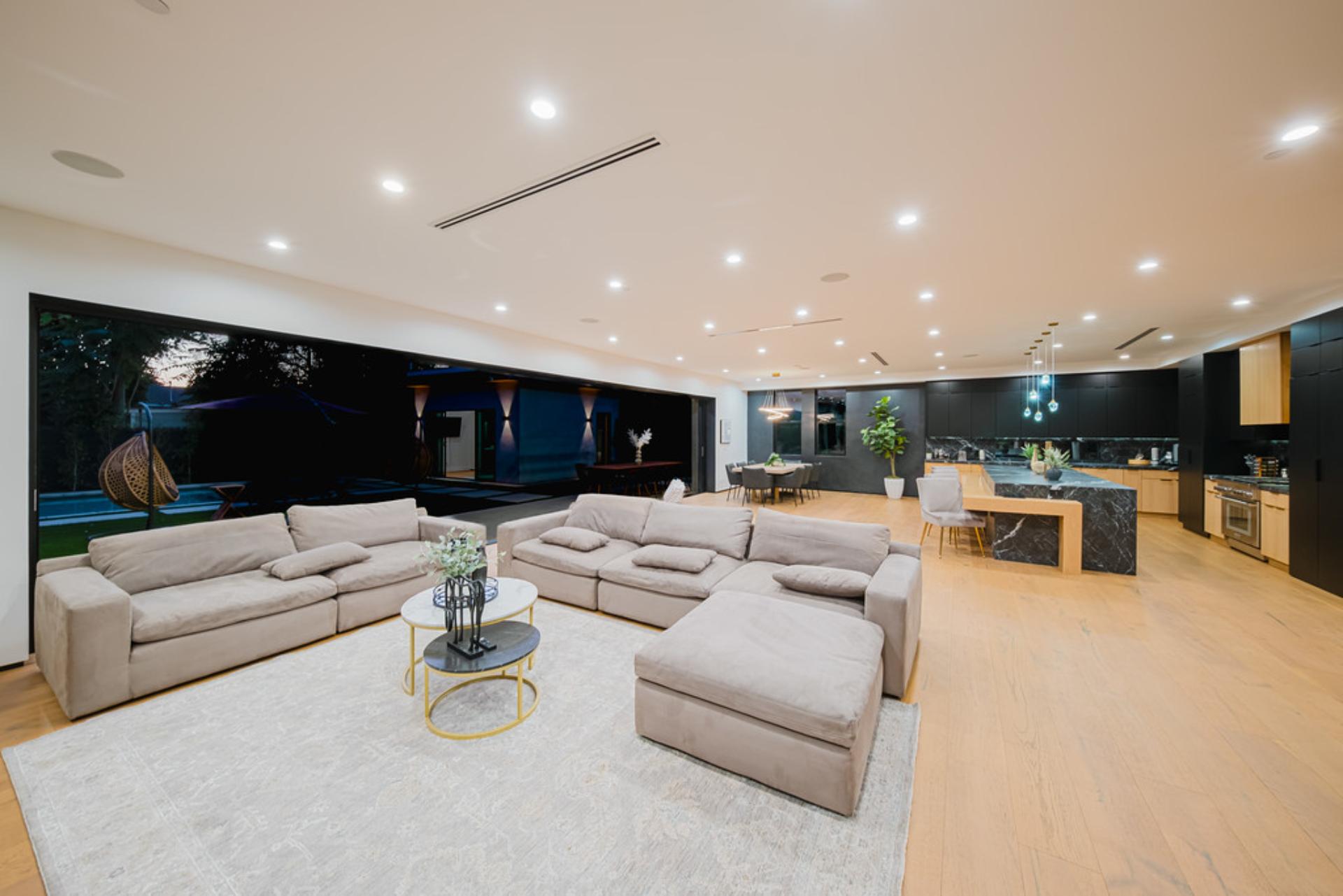 Varna Villa | Photo 12