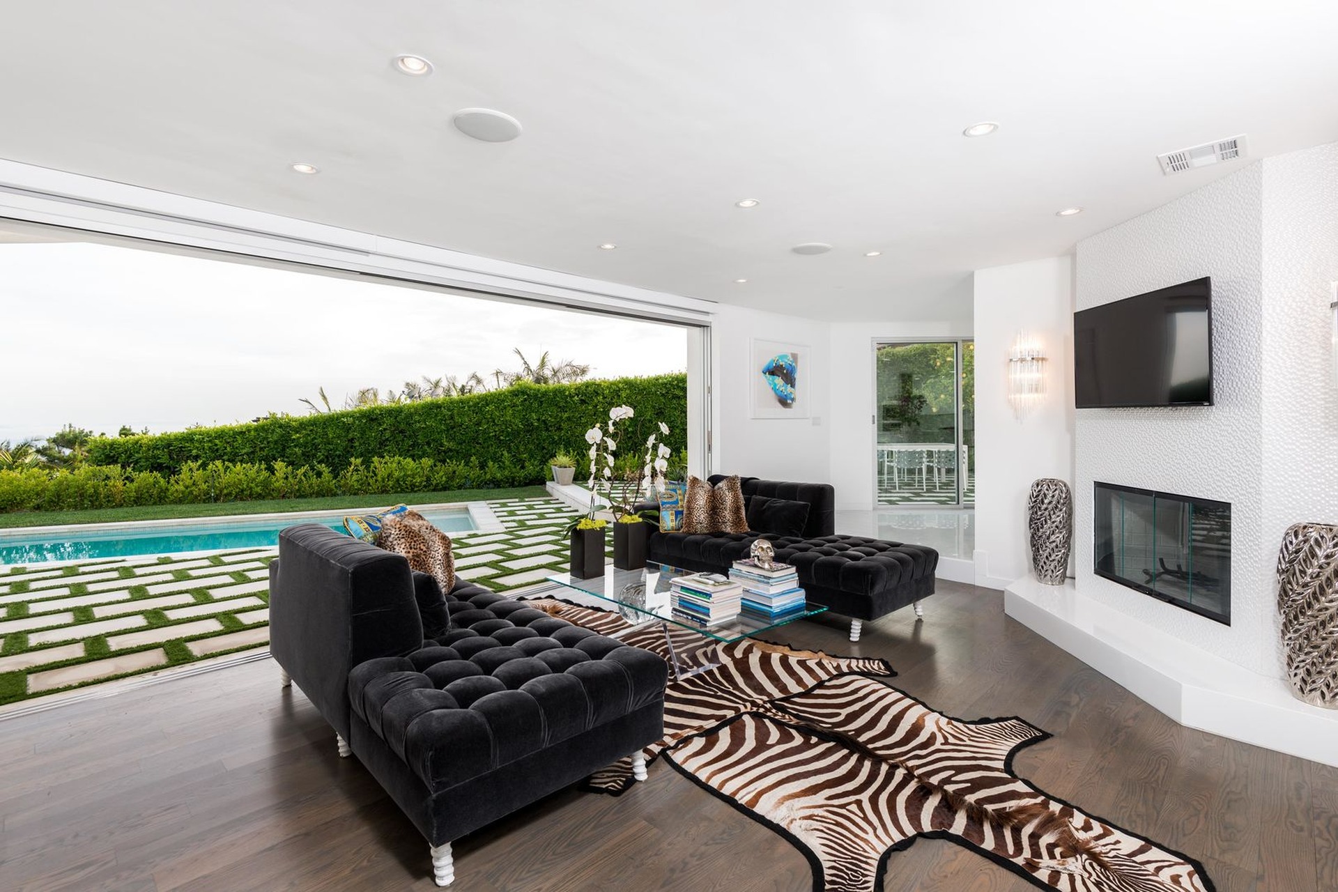 Venus Modern | Photo 7