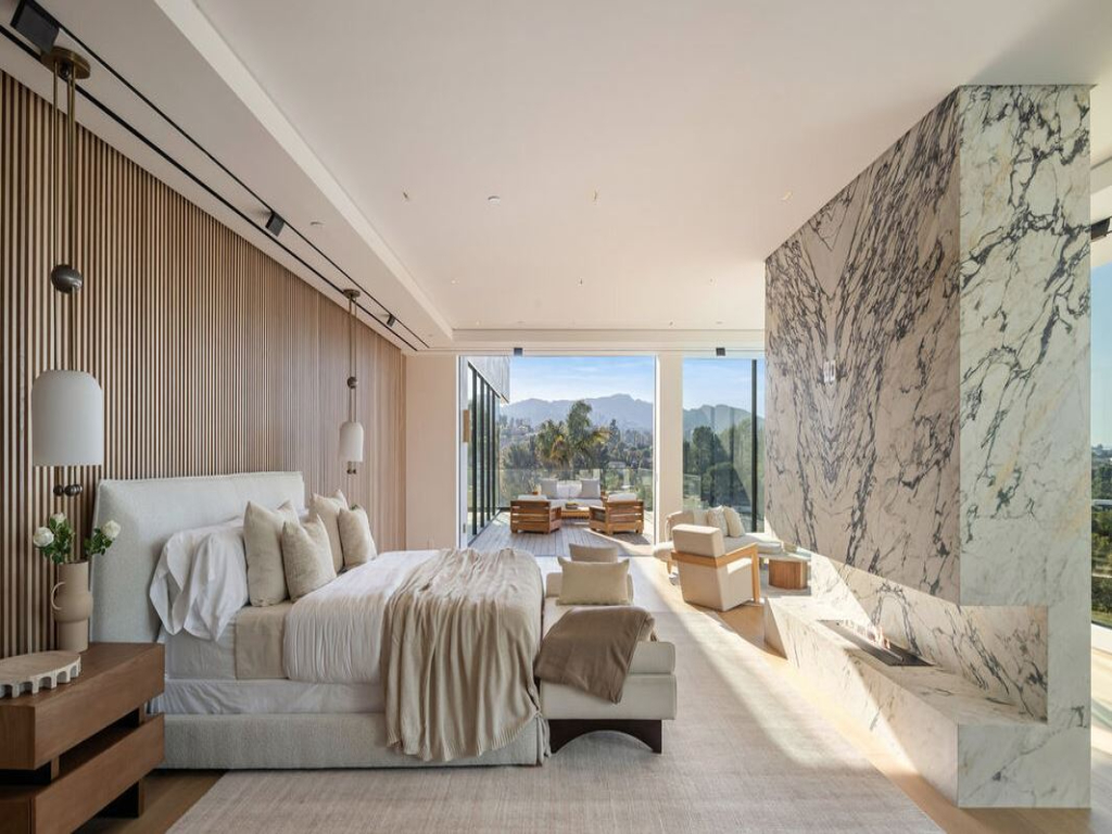 Royal Oak | Photo 23