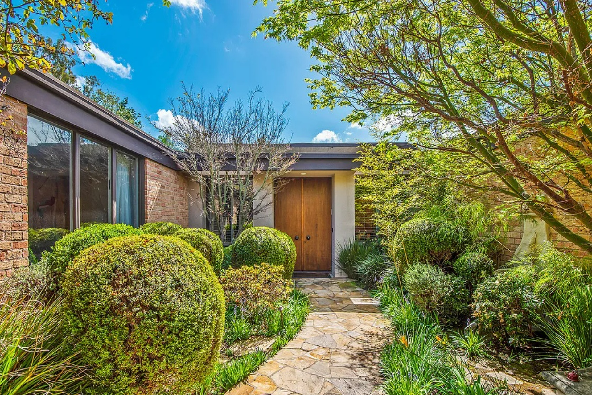 Summit Estate | Photo 5