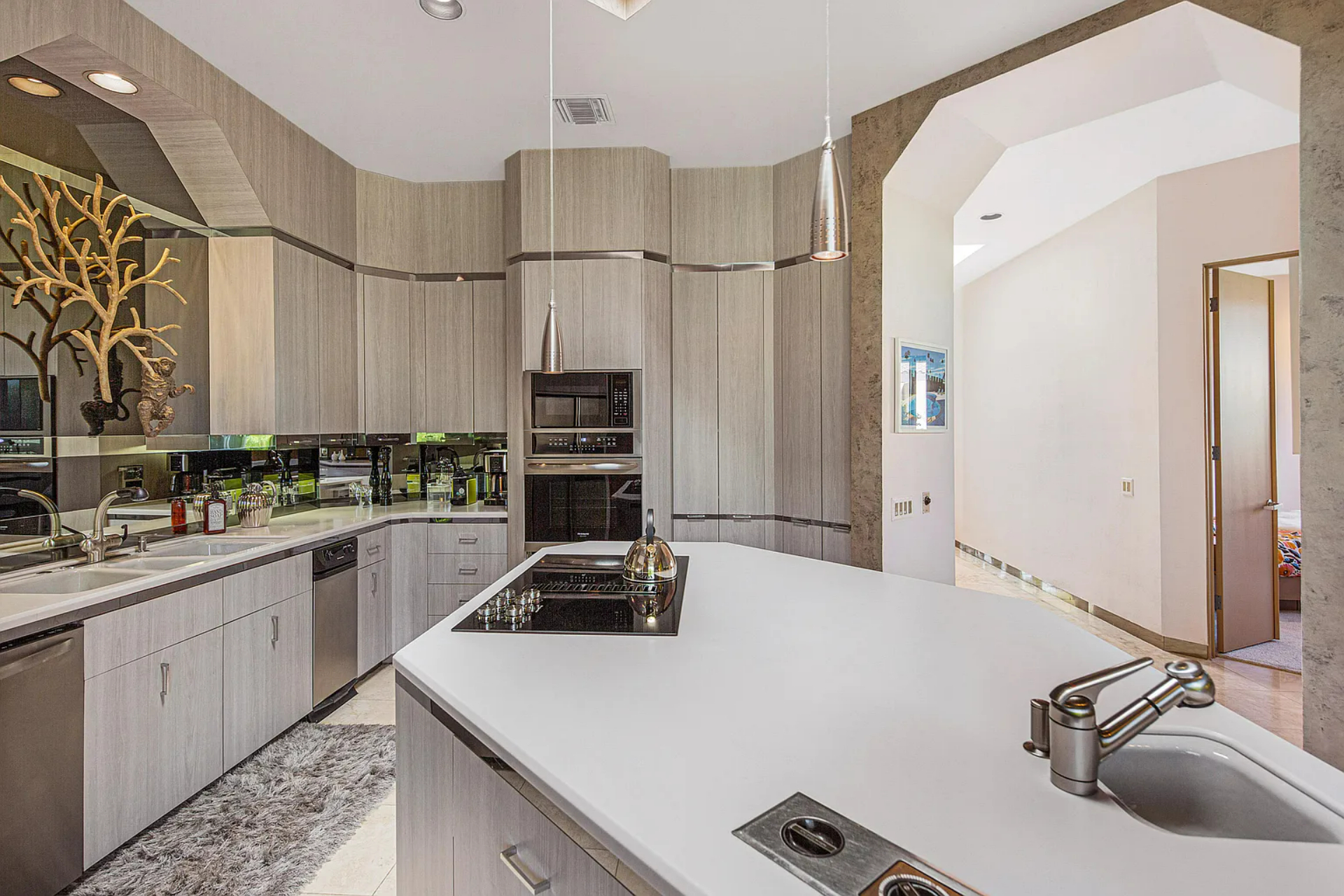 Sunny Lane | Photo 30