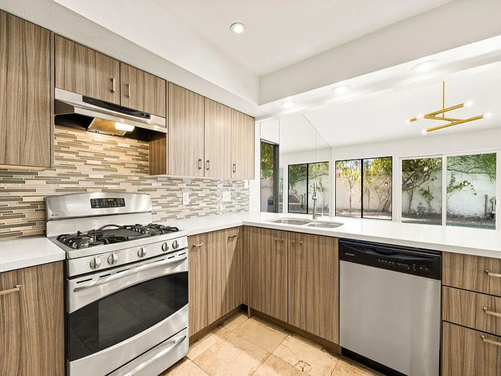 Fairway Dr | Photo 11