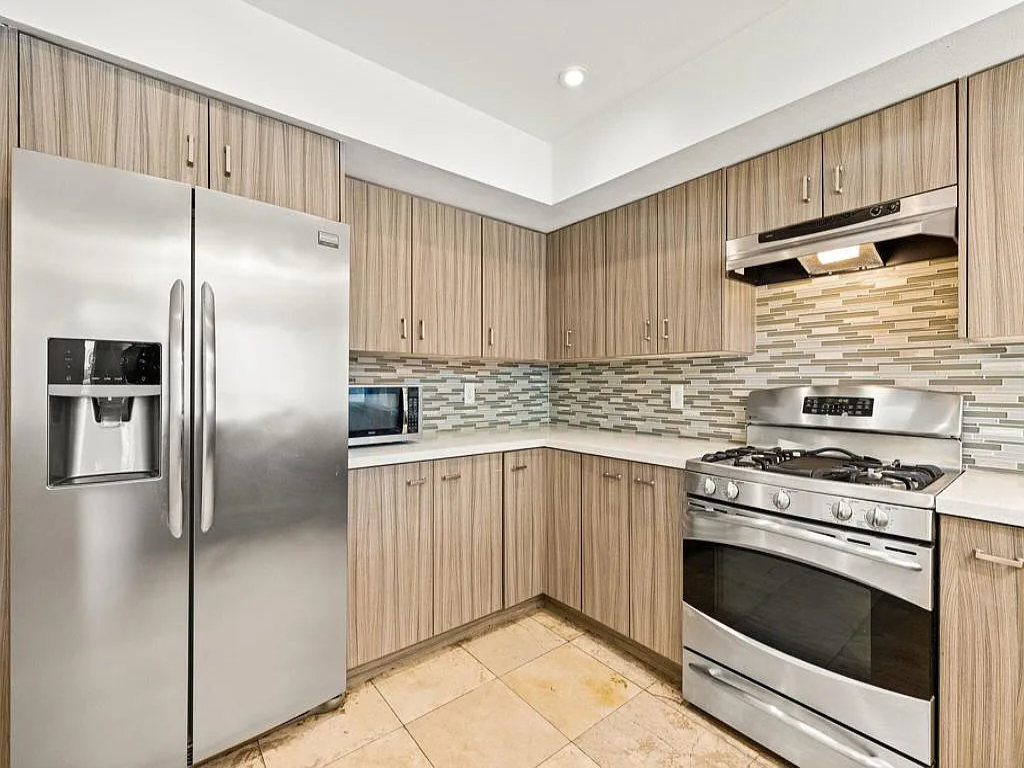 Fairway Dr | Photo 13