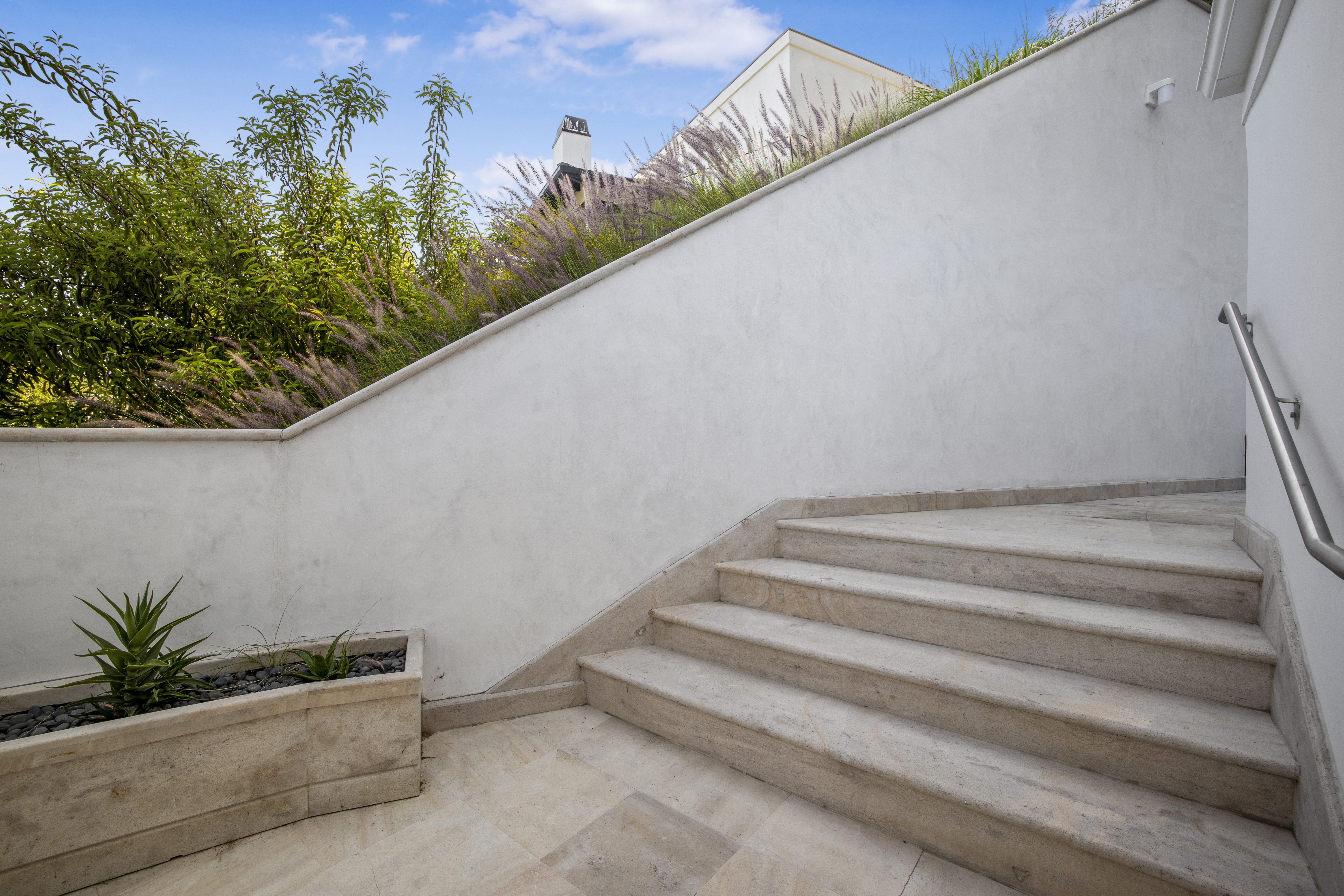 Belden View | Photo 33