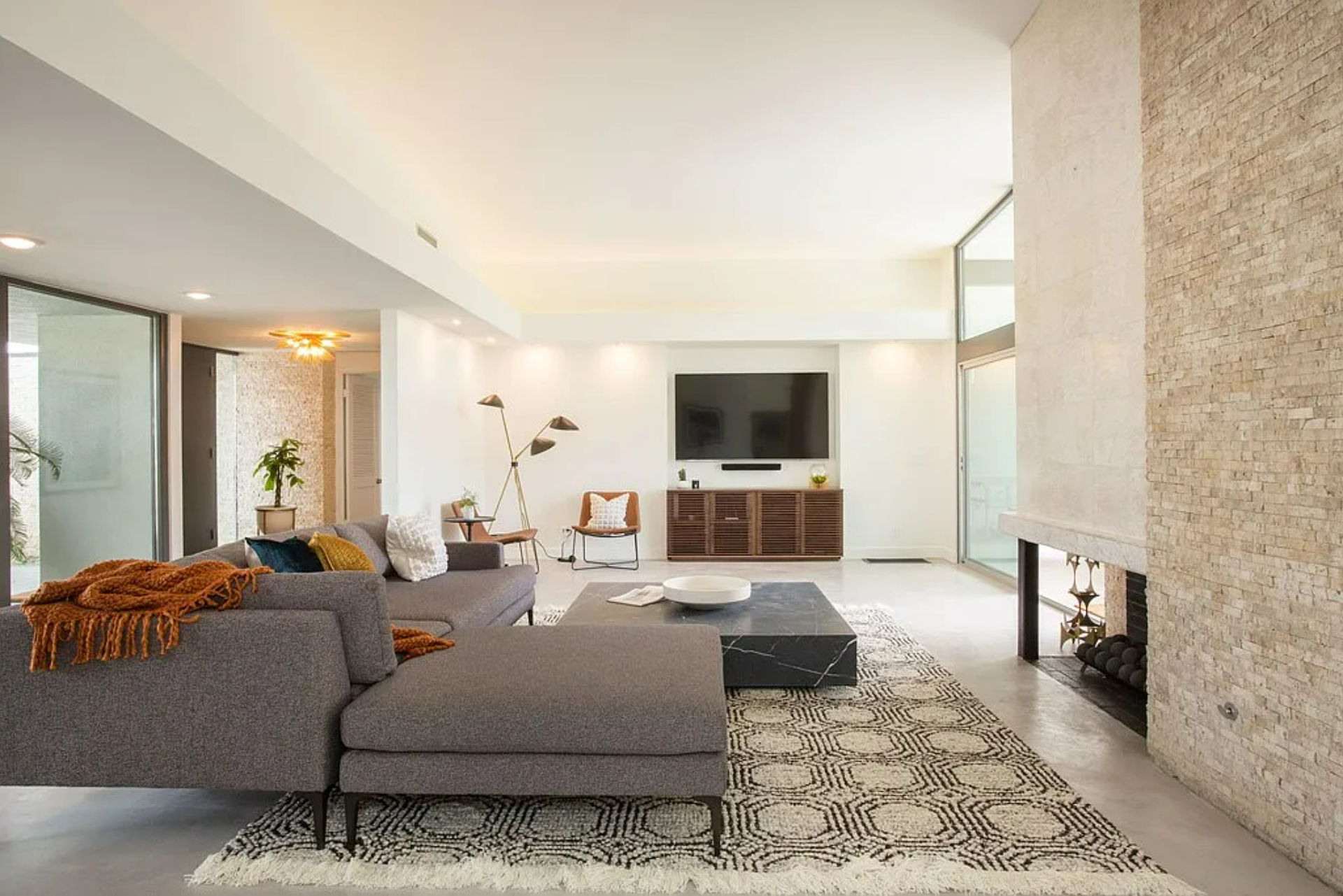 California Retro | Photo 3