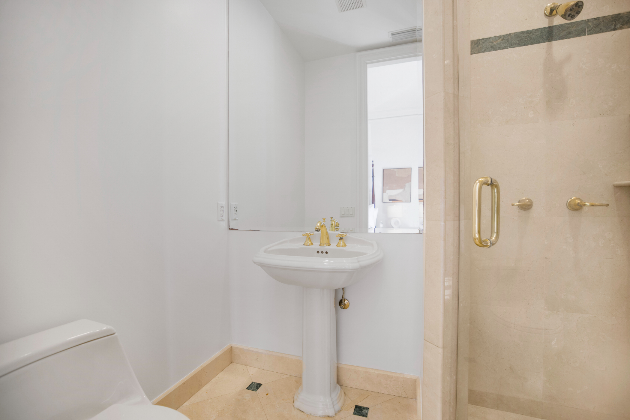 Wendover Mansion | Photo 45