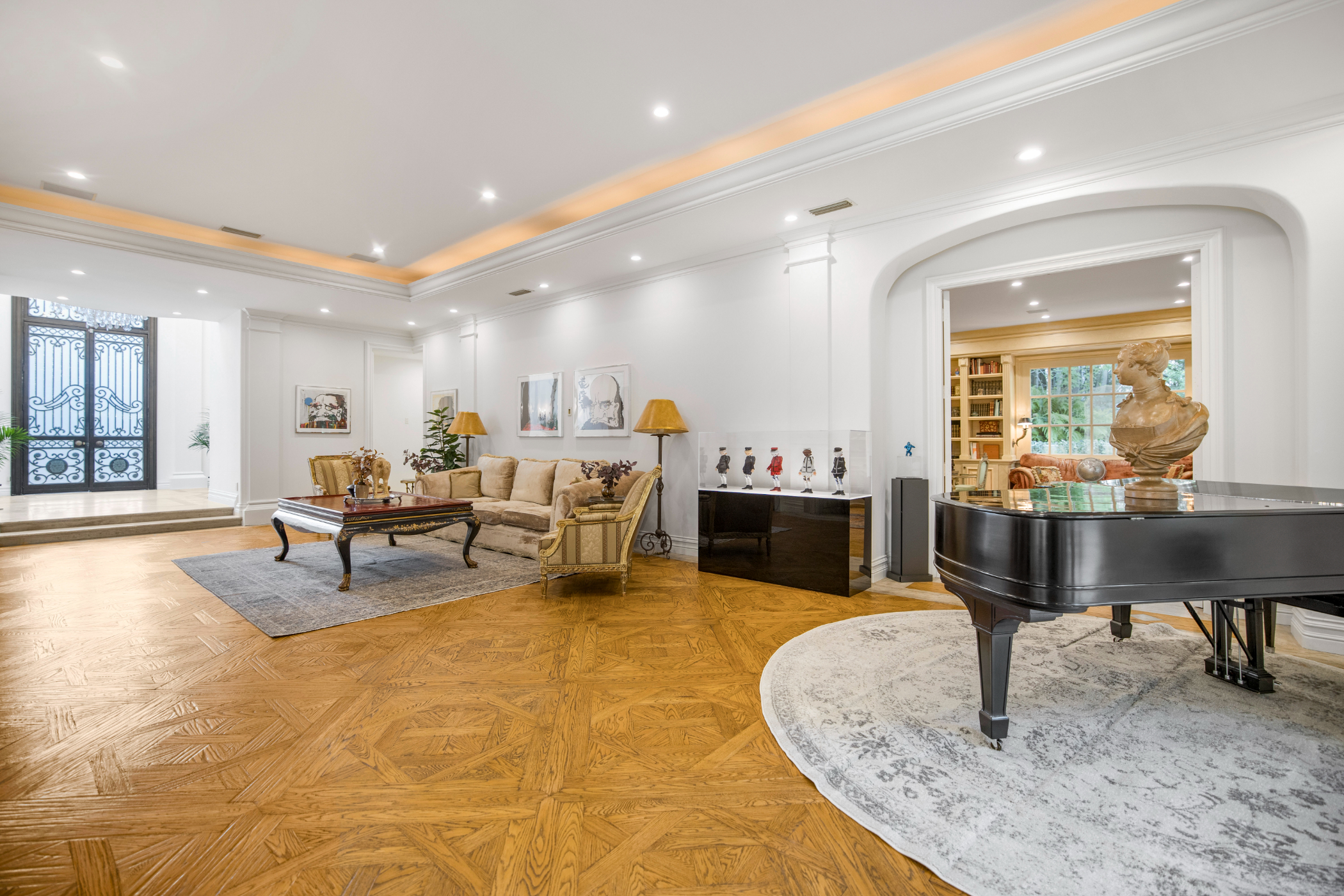 Wendover Mansion | Photo 11