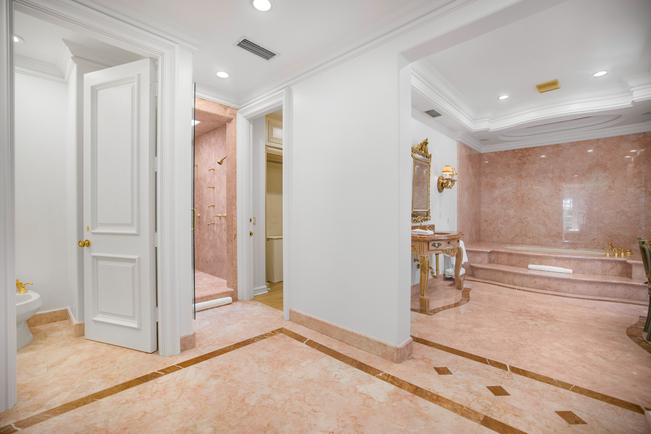 Wendover Mansion | Photo 30