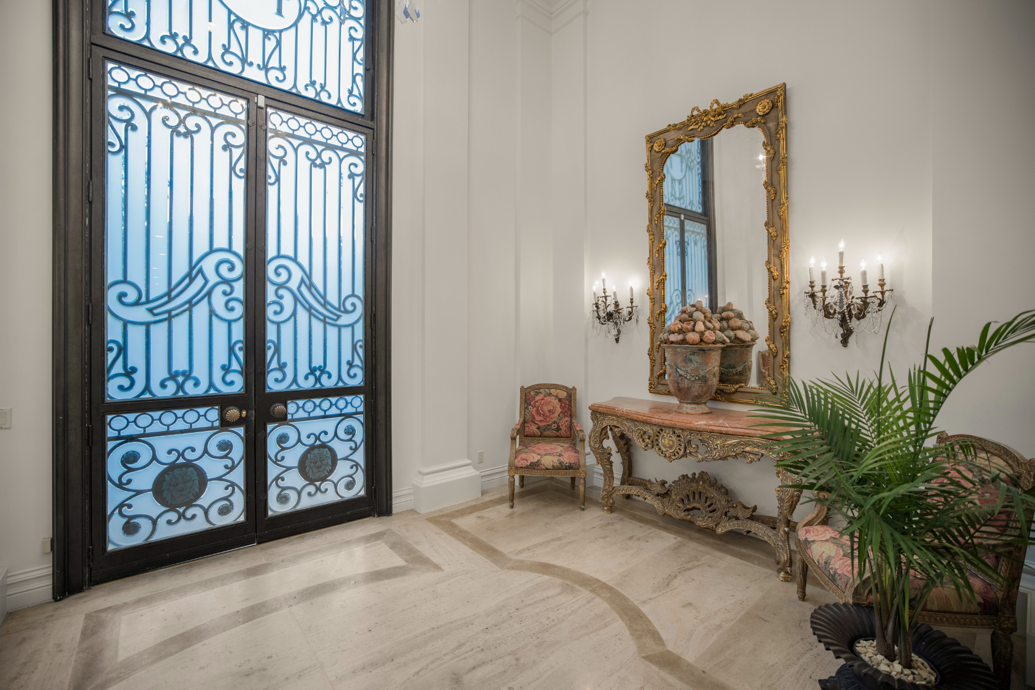 Wendover Mansion | Photo 9