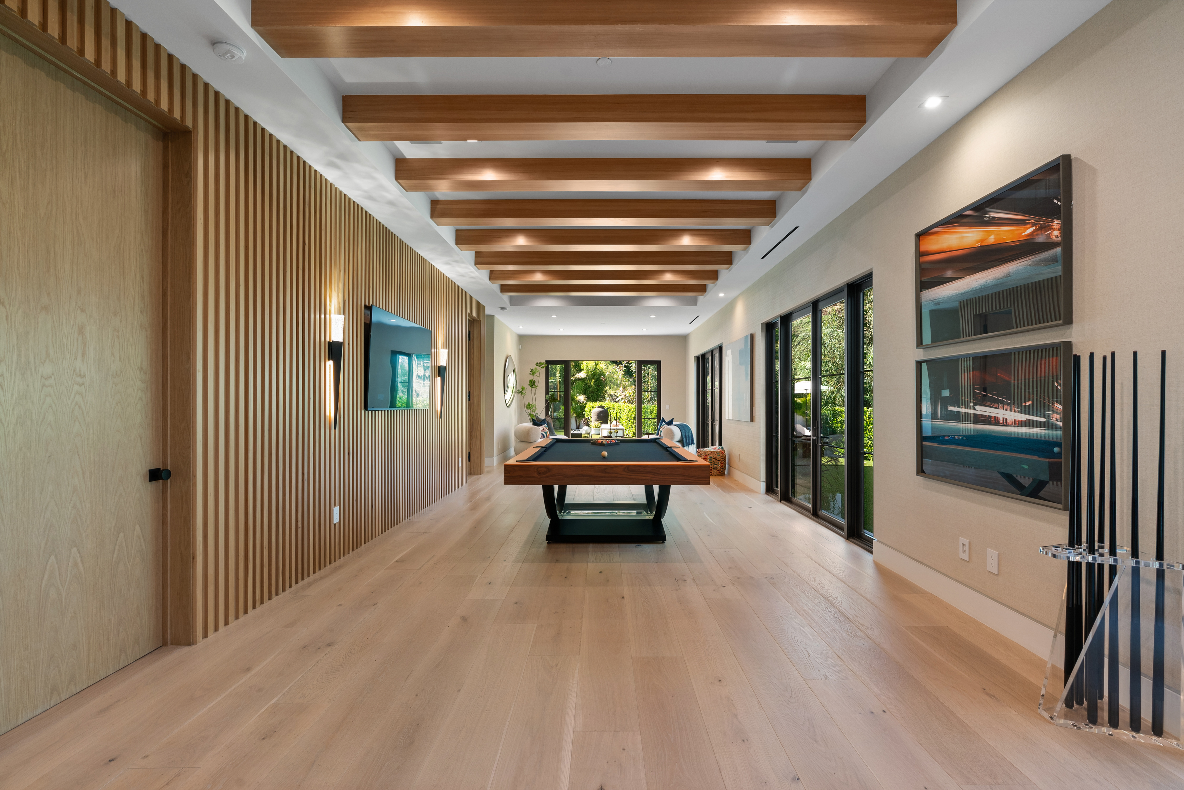 Linda Flora | Photo 19