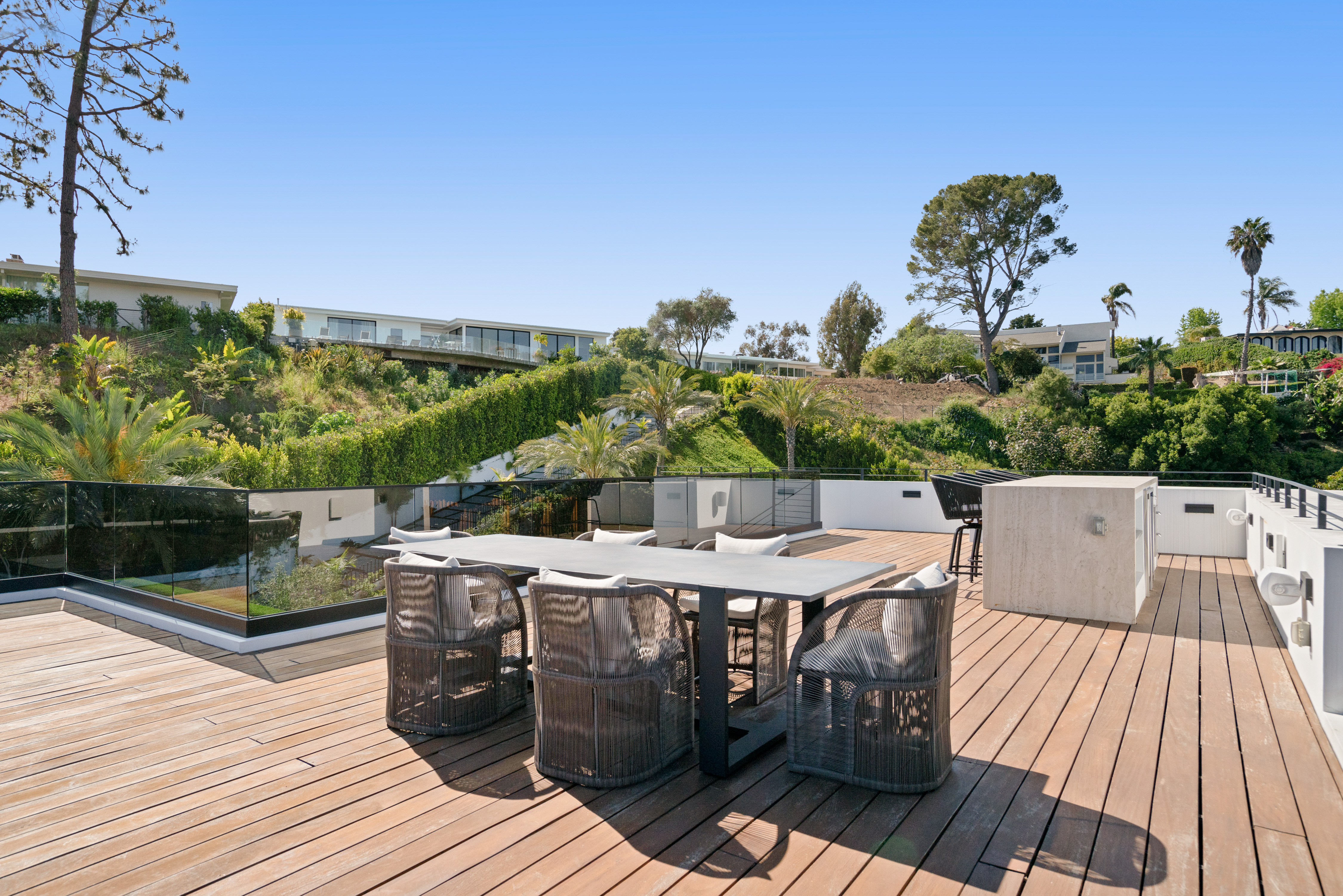 Linda Flora | Photo 49