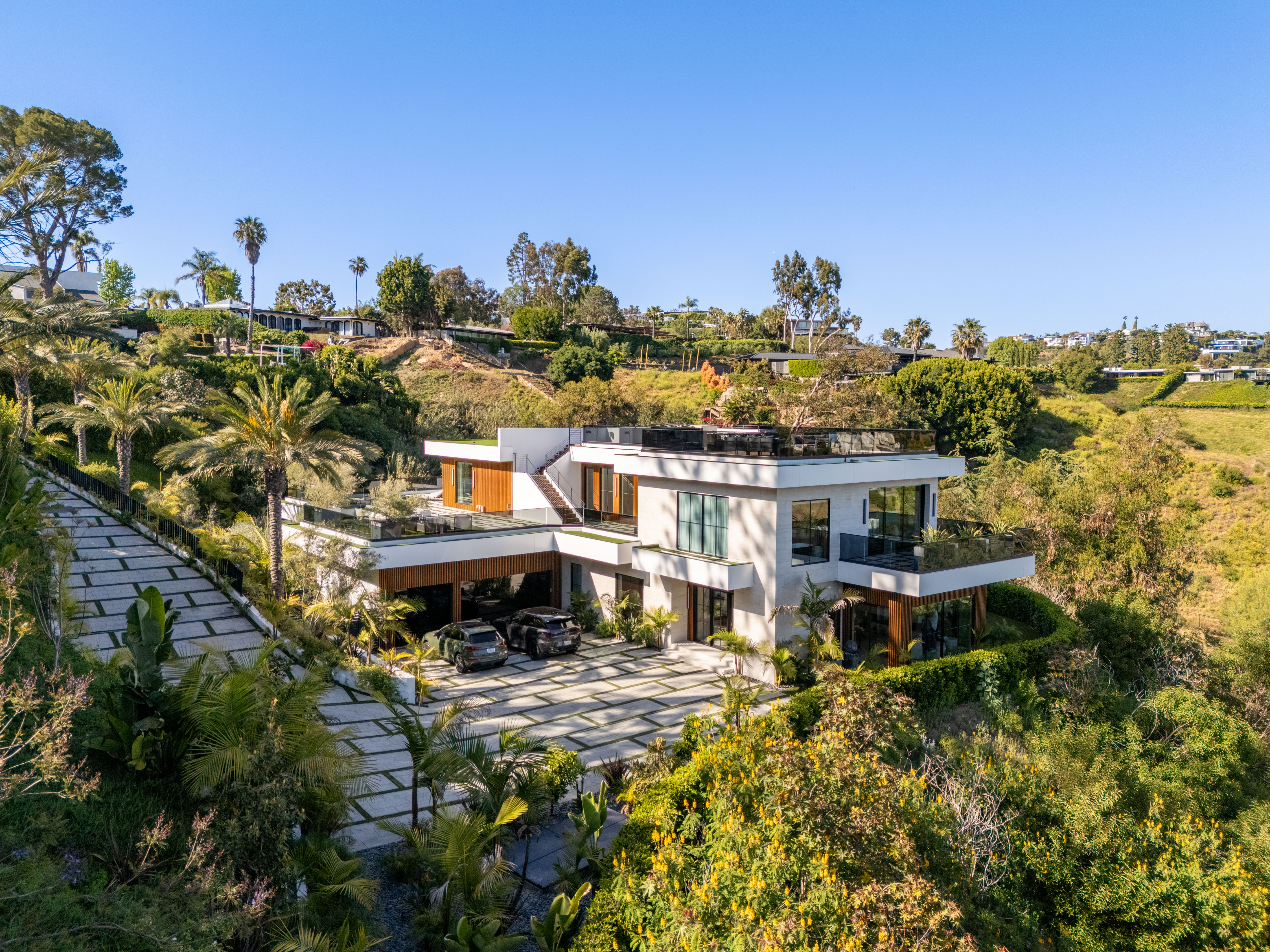 Linda Flora | Photo 61