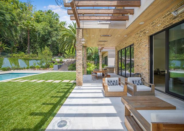 Featured Property Bowmont