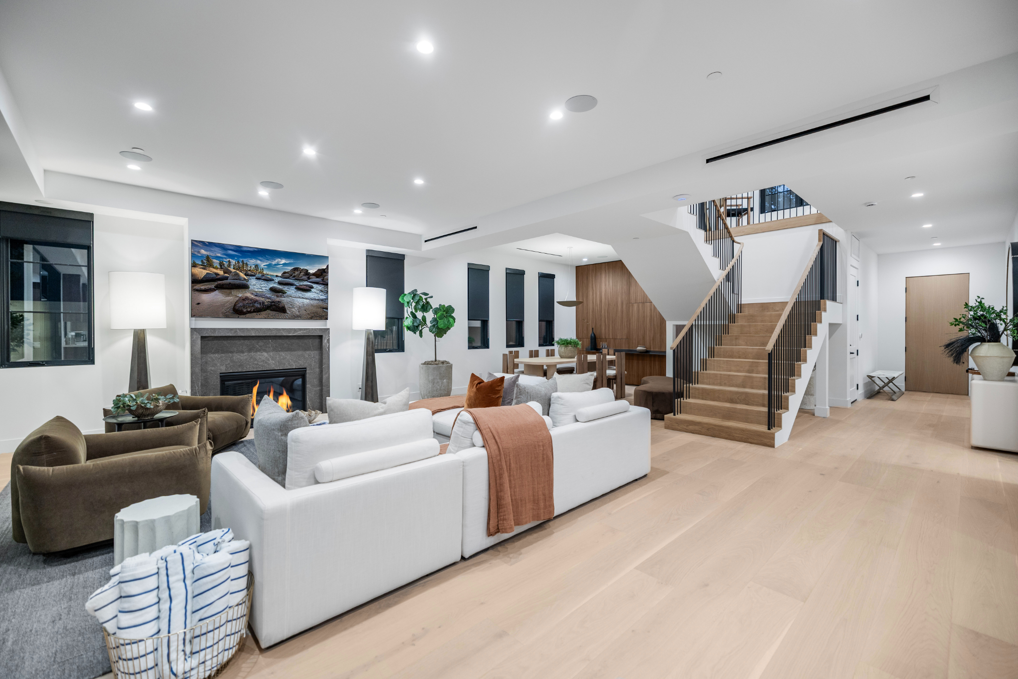 Colfax Estate | Photo 47