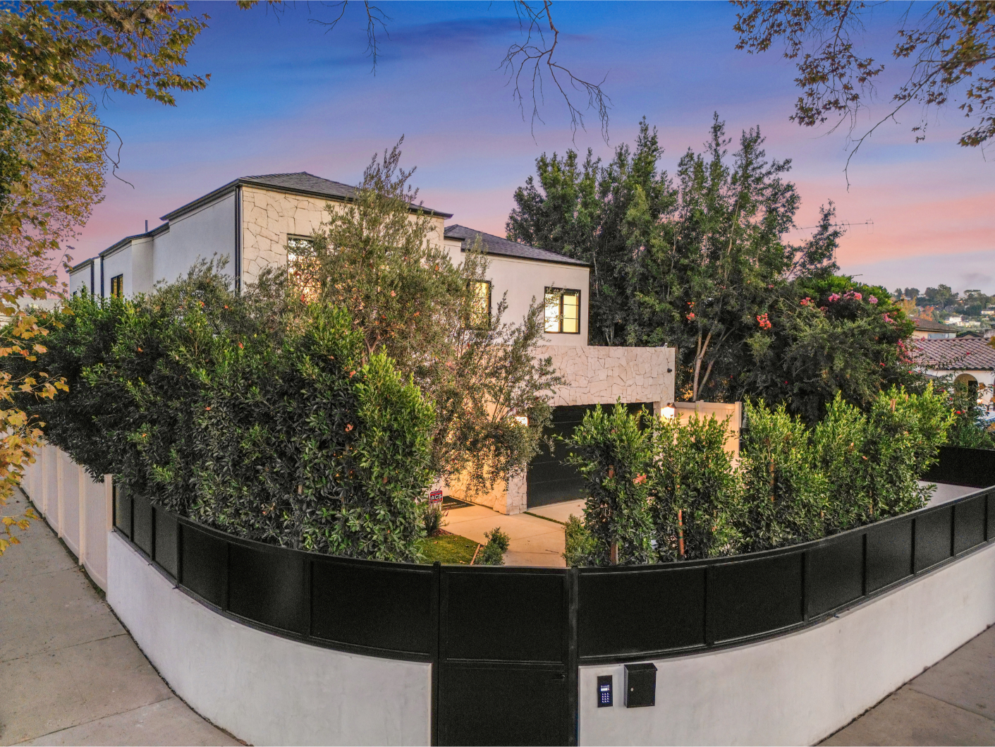 Colfax Estate | Photo 6