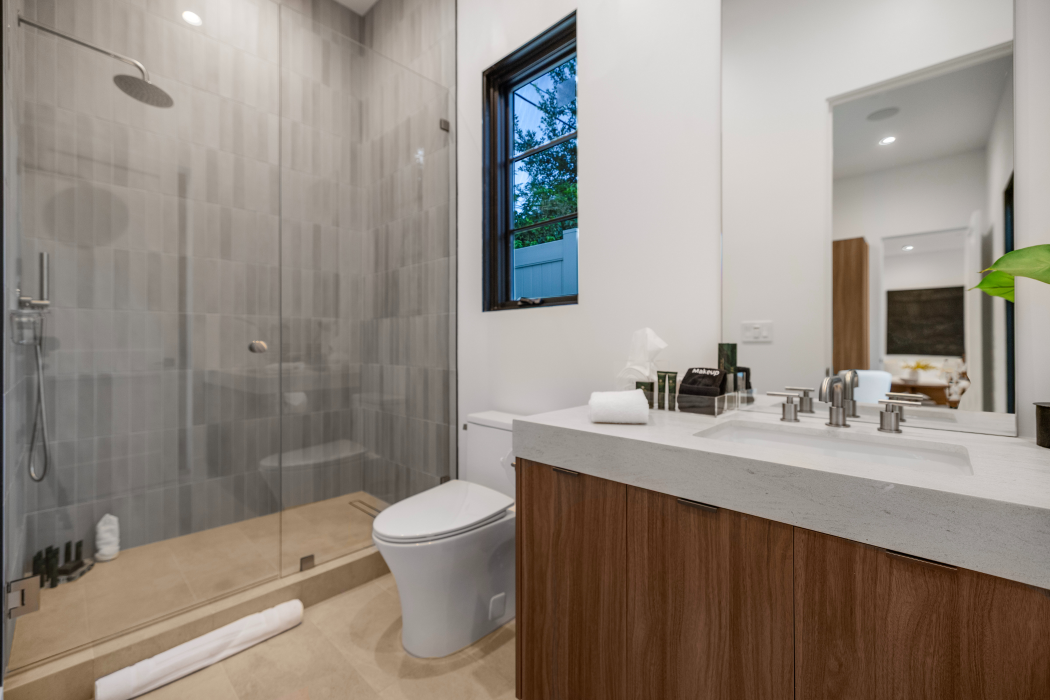 Colfax Estate | Photo 27