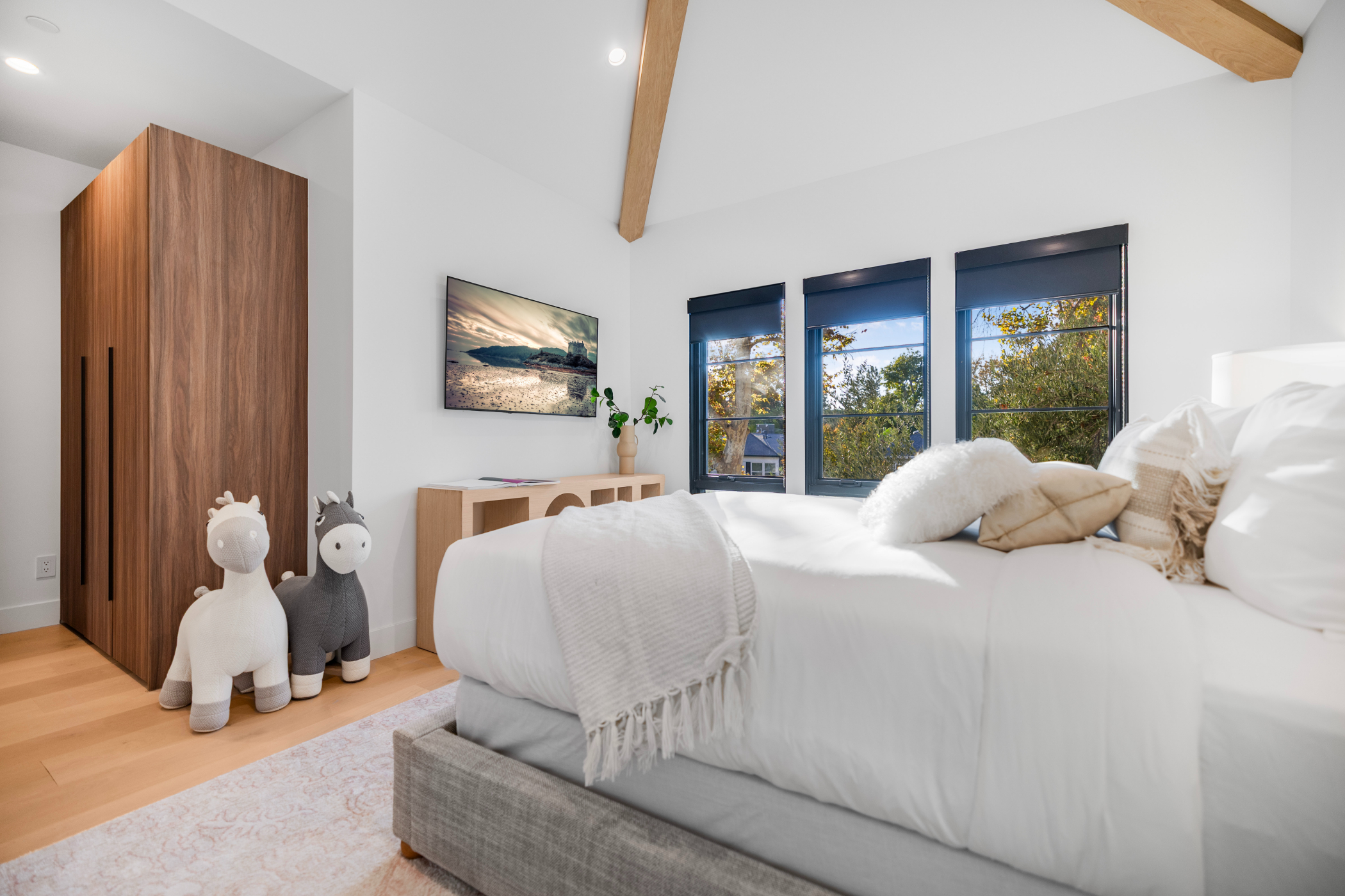 Colfax Estate | Photo 37