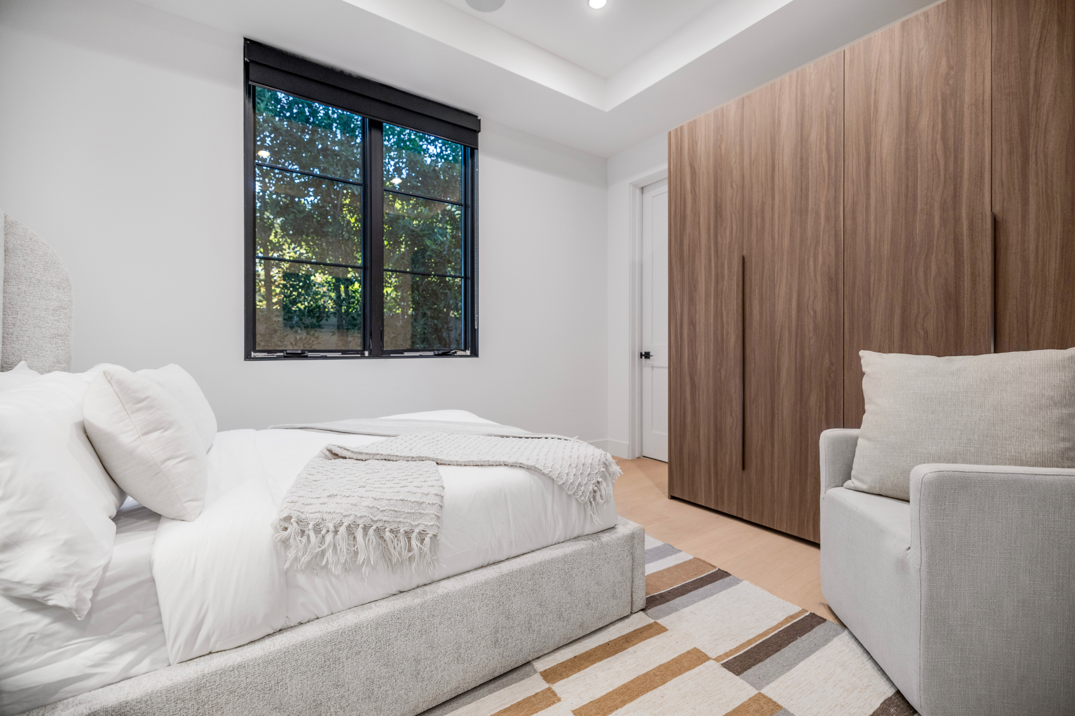 Colfax Estate | Photo 40