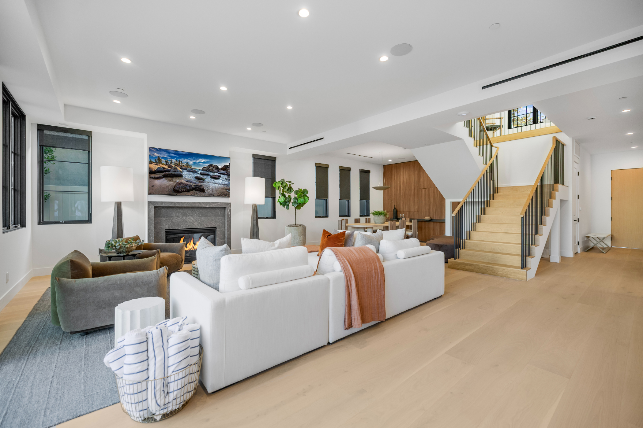 Colfax Estate | Photo 12