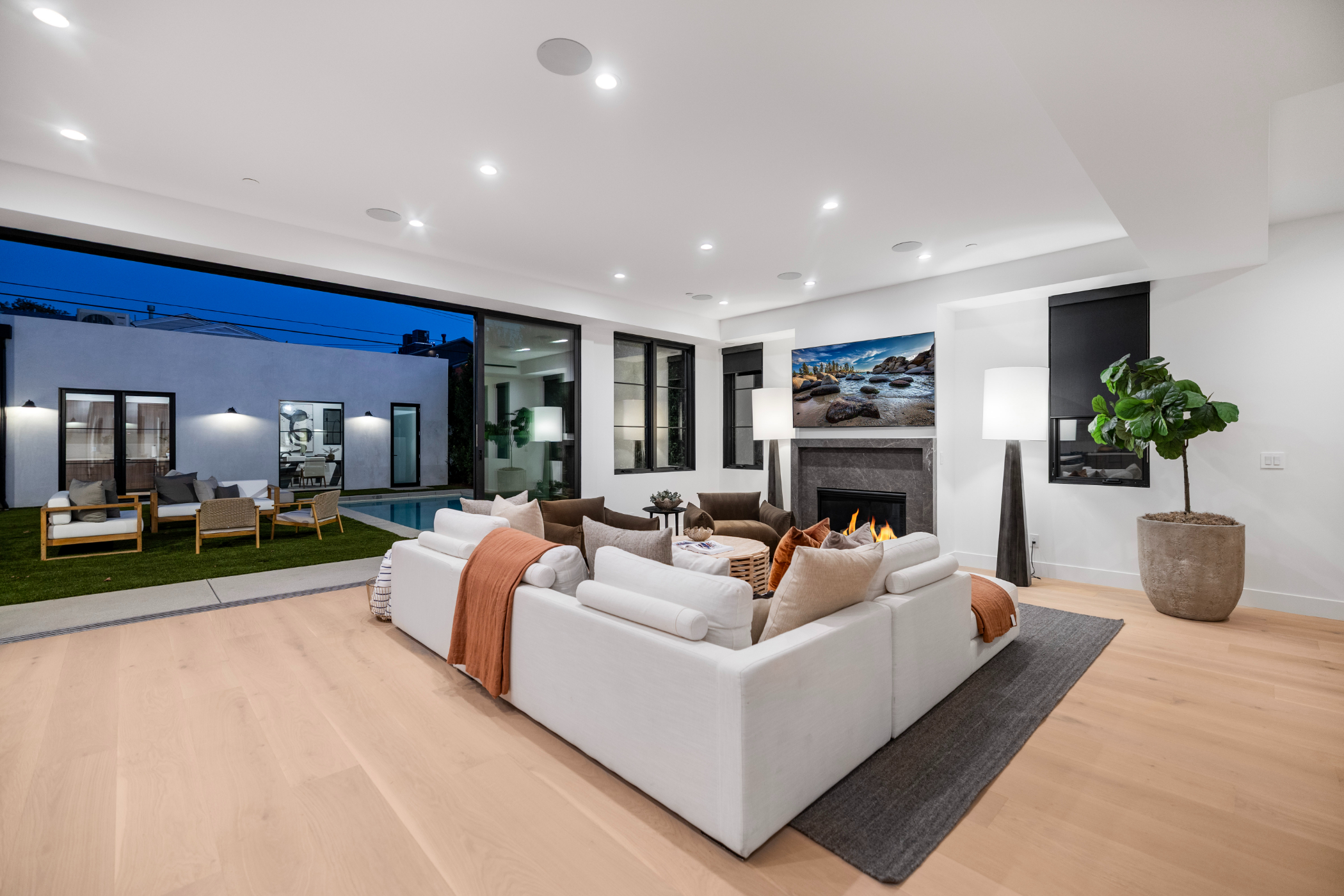 Colfax Estate | Photo 46