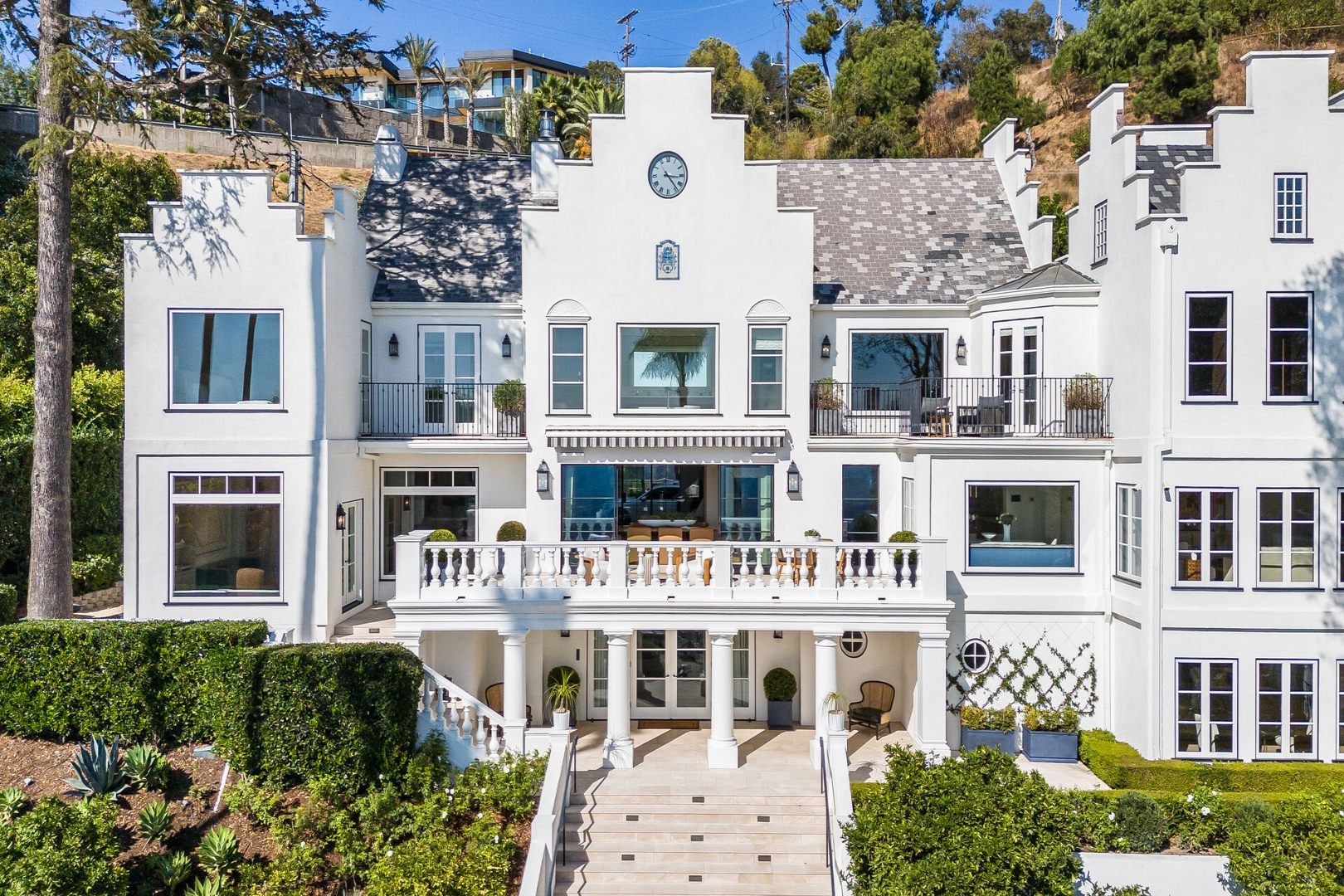 Summitridge Villa | Photo 2