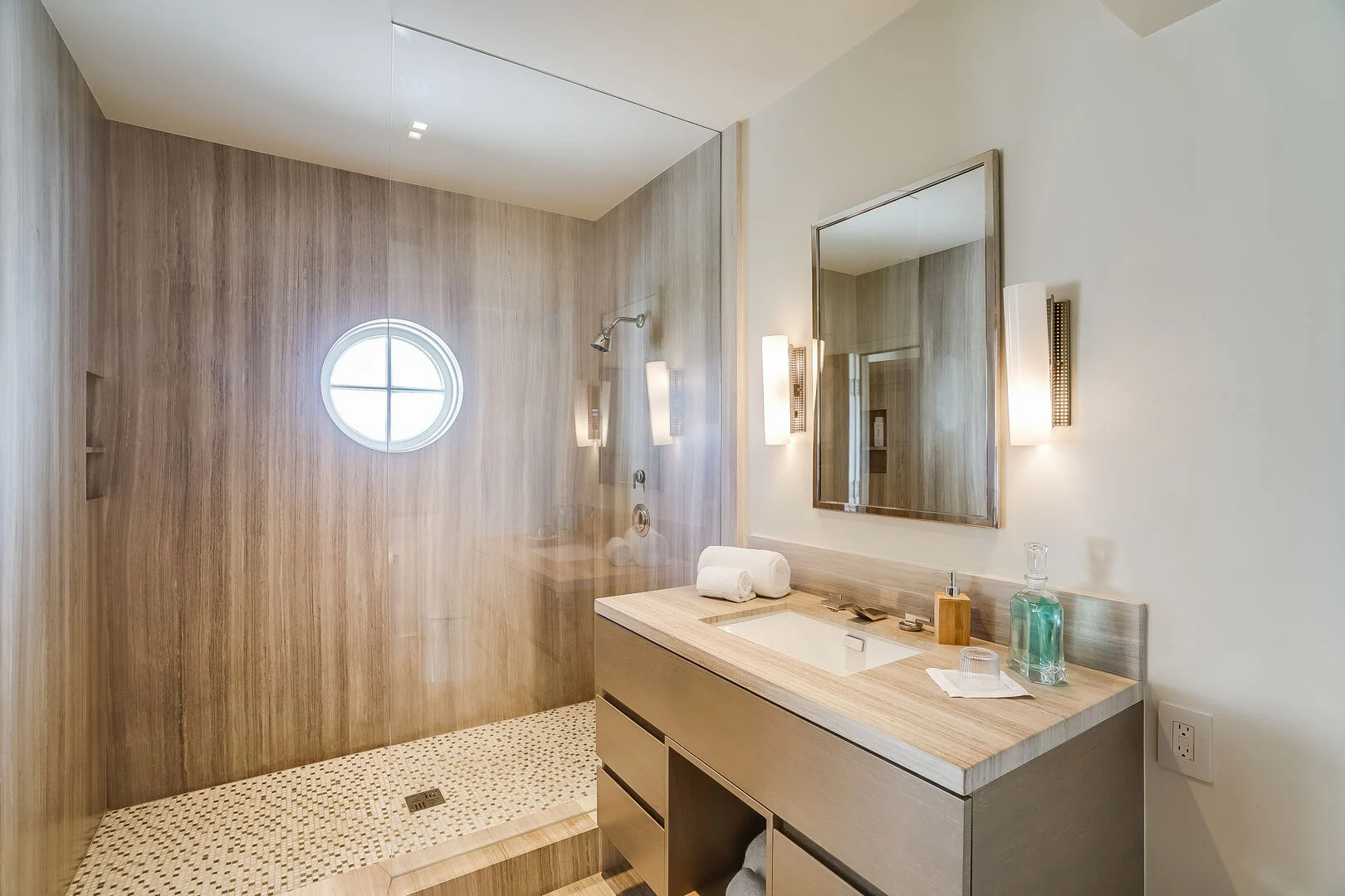 Summitridge Villa | Photo 70