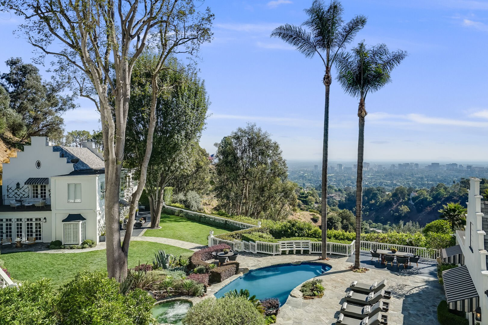 Summitridge Villa | Photo 3