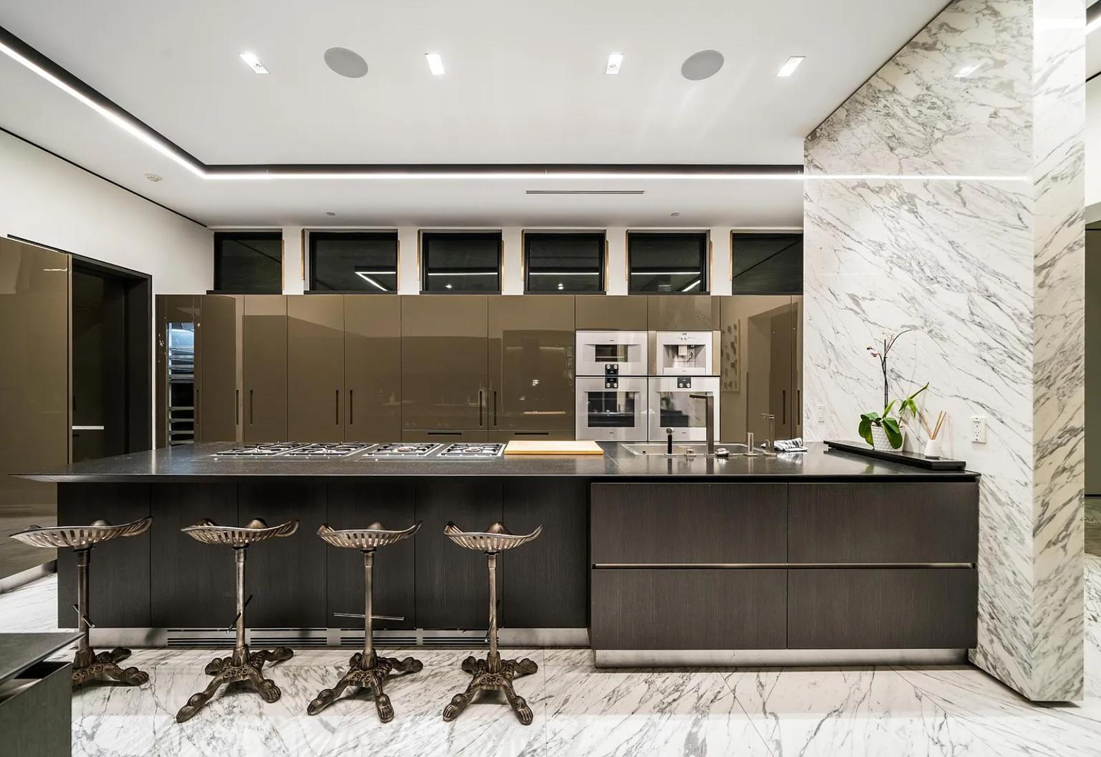 Rexford Modern | Photo 15