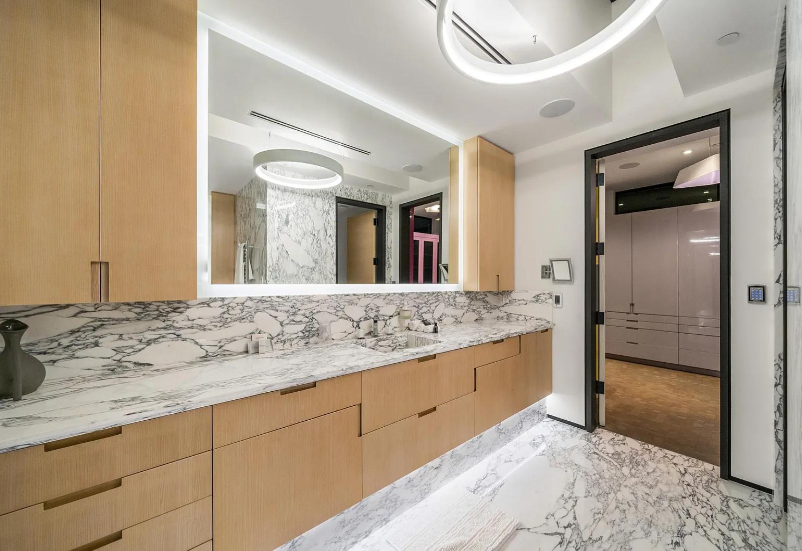 Rexford Modern | Photo 24