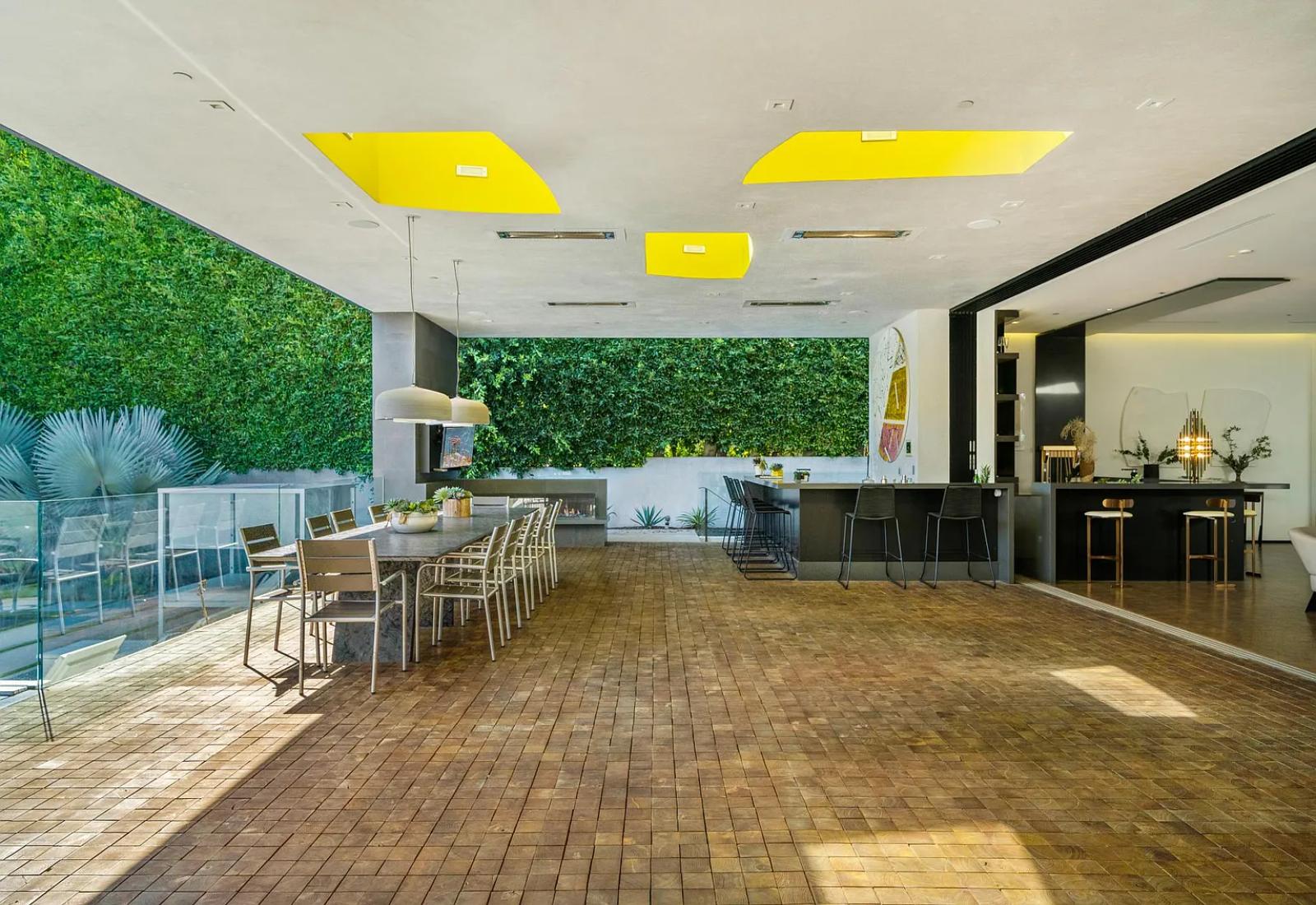 Rexford Modern | Photo 44