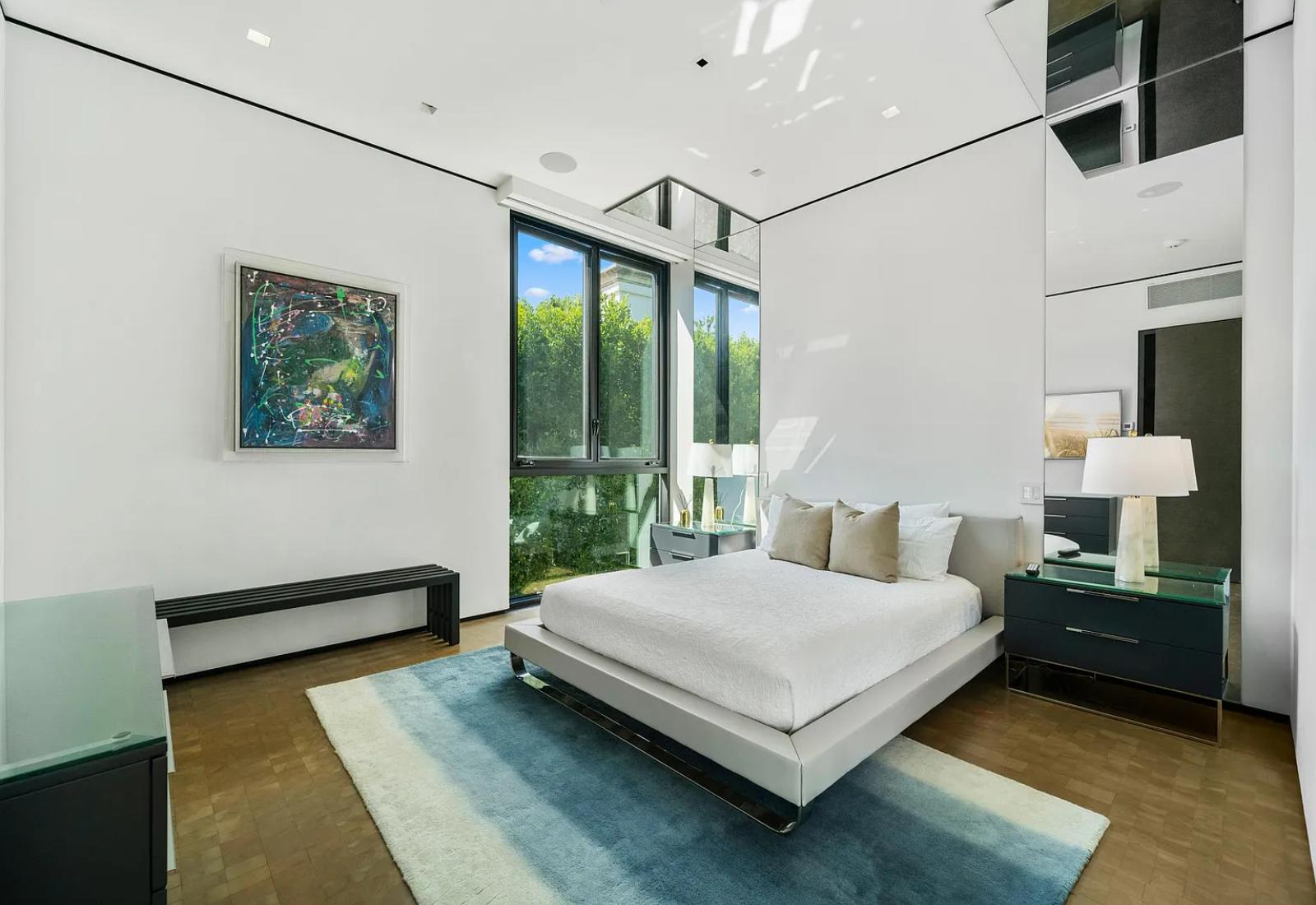 Rexford Modern | Photo 22