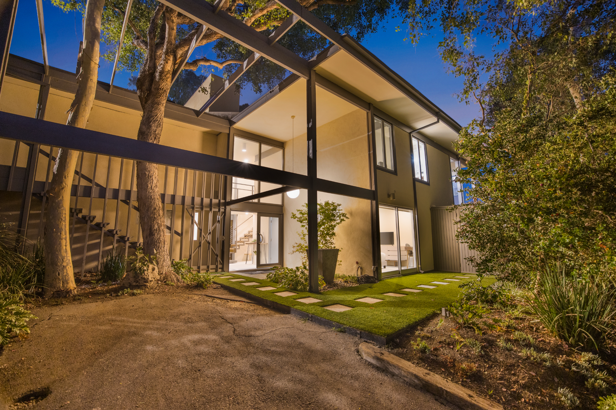 Solara Point | Photo 47