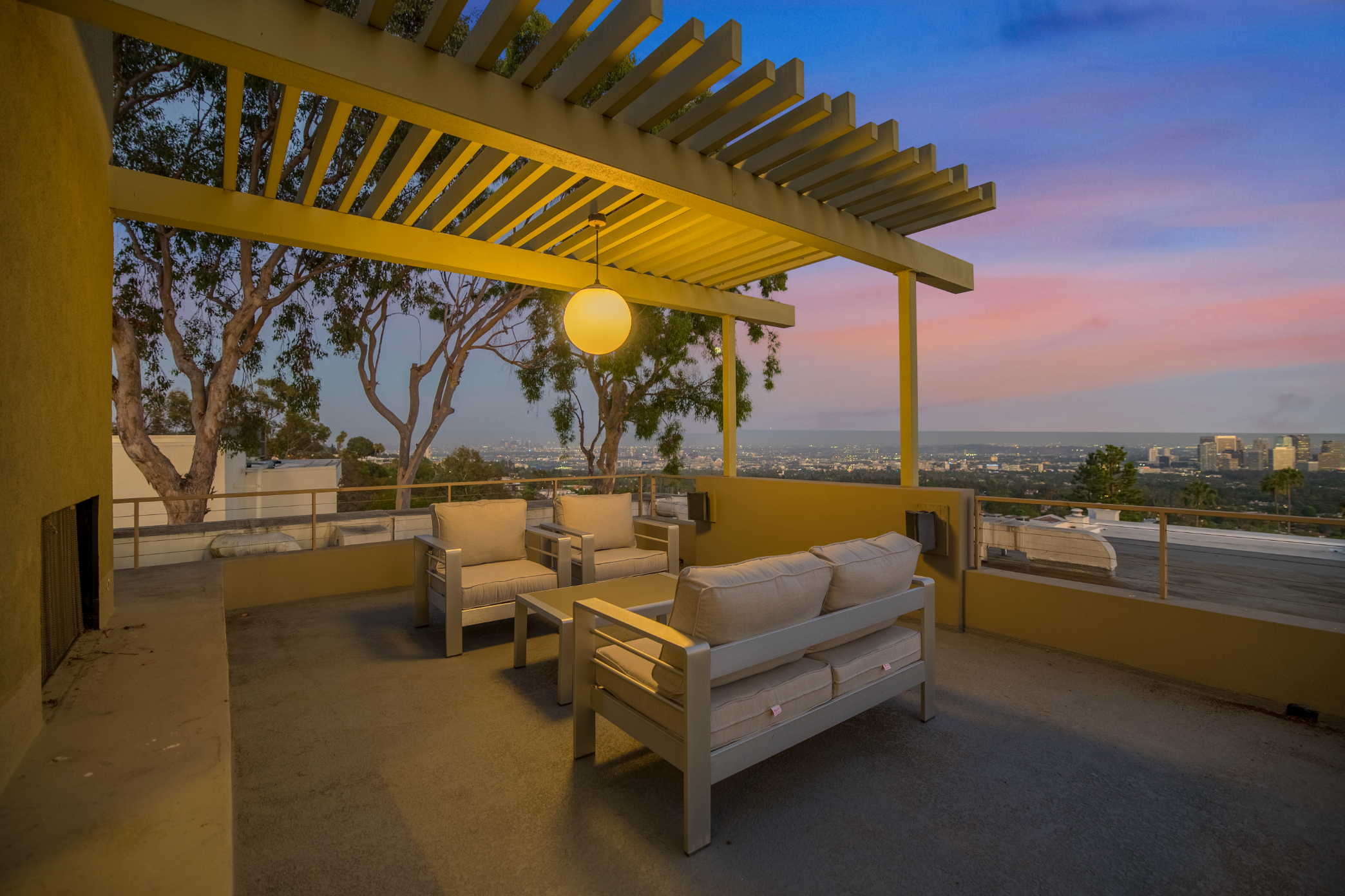 Solara Point | Photo 43