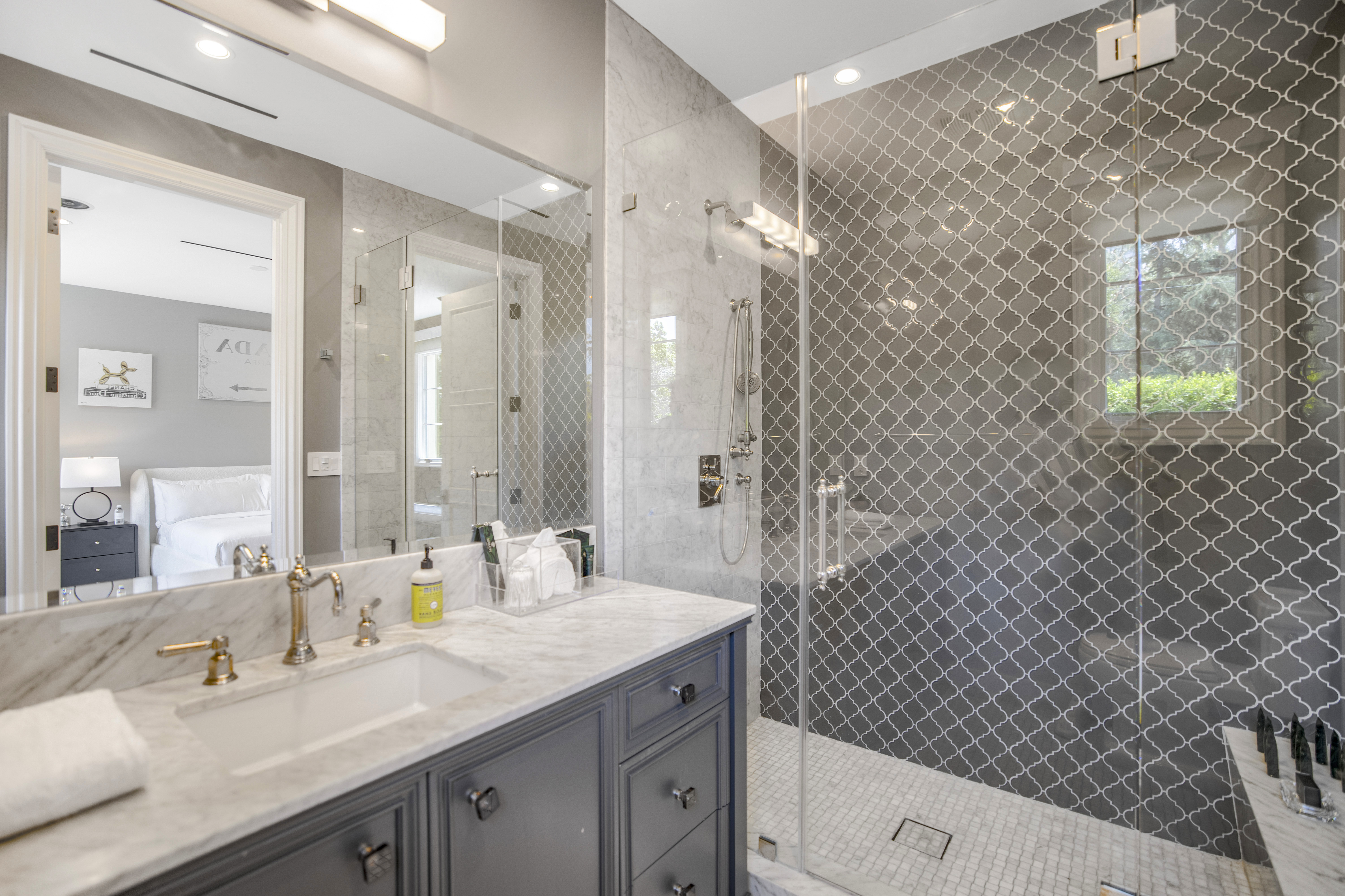 Spalding BH Mansion | Photo 43