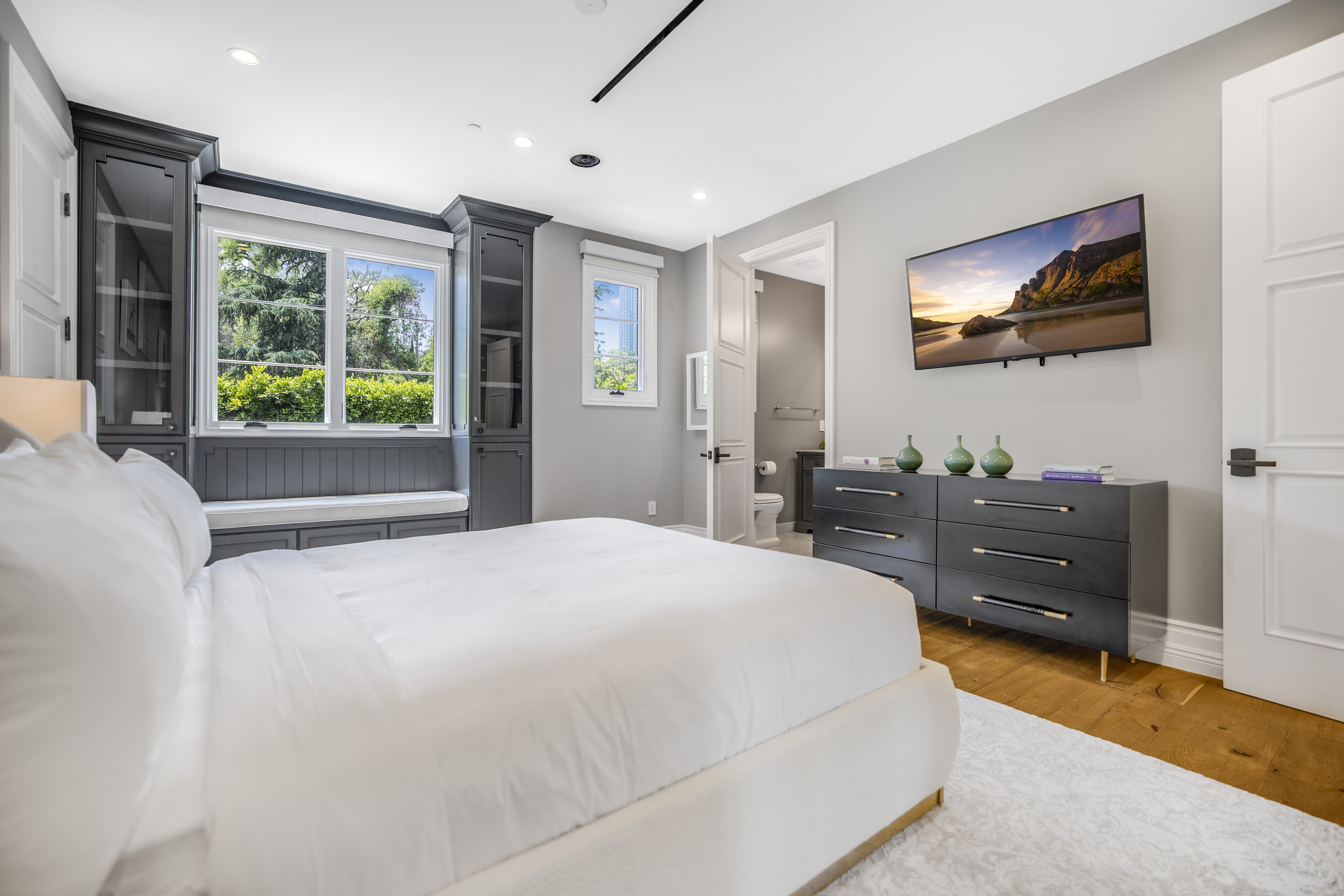 Spalding BH Mansion | Photo 42