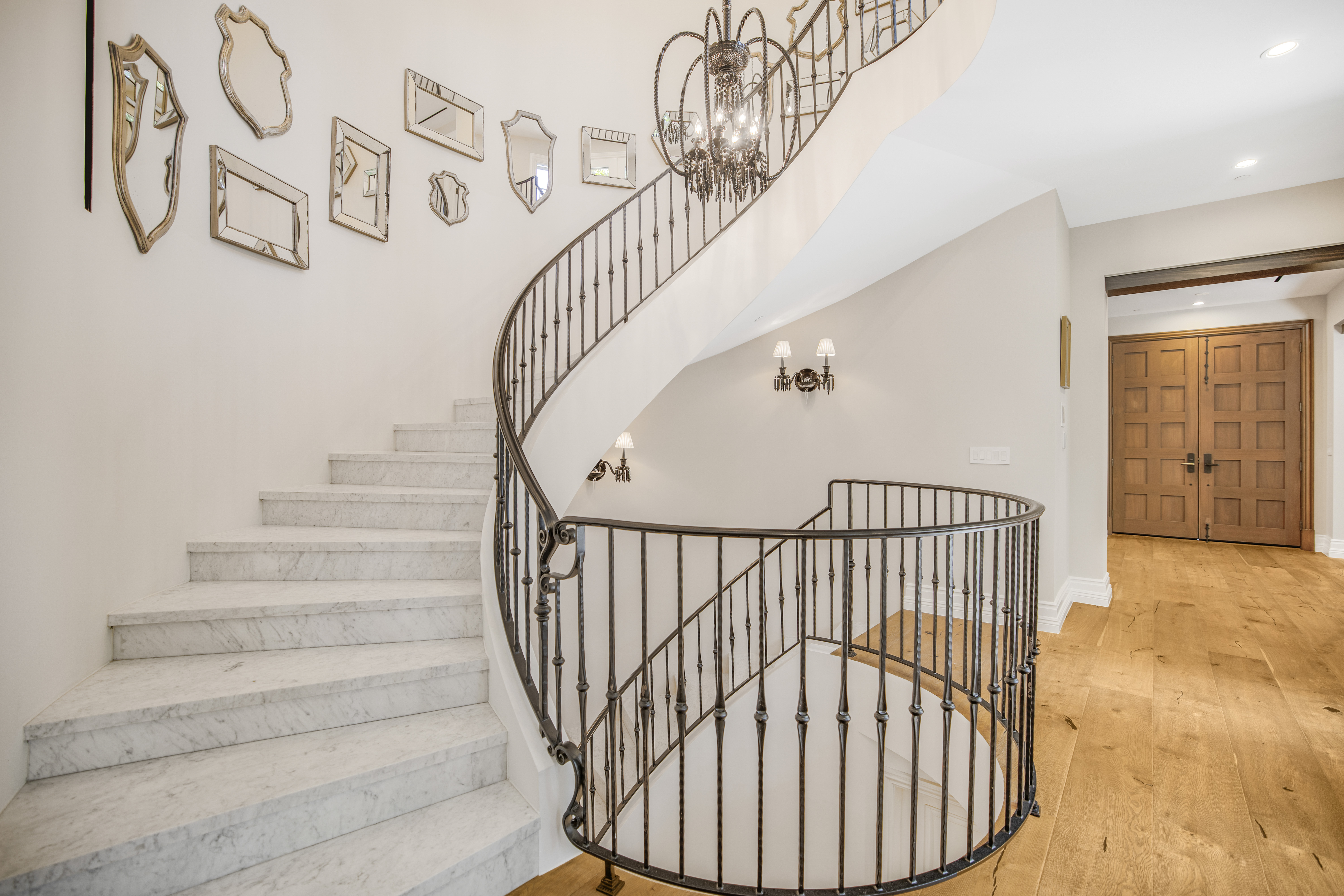 Spalding BH Mansion | Photo 29