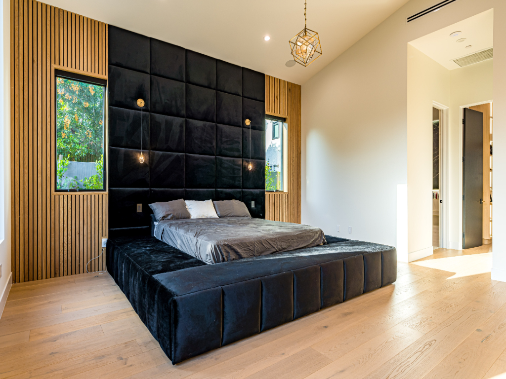 Lemona Ave | Photo 24