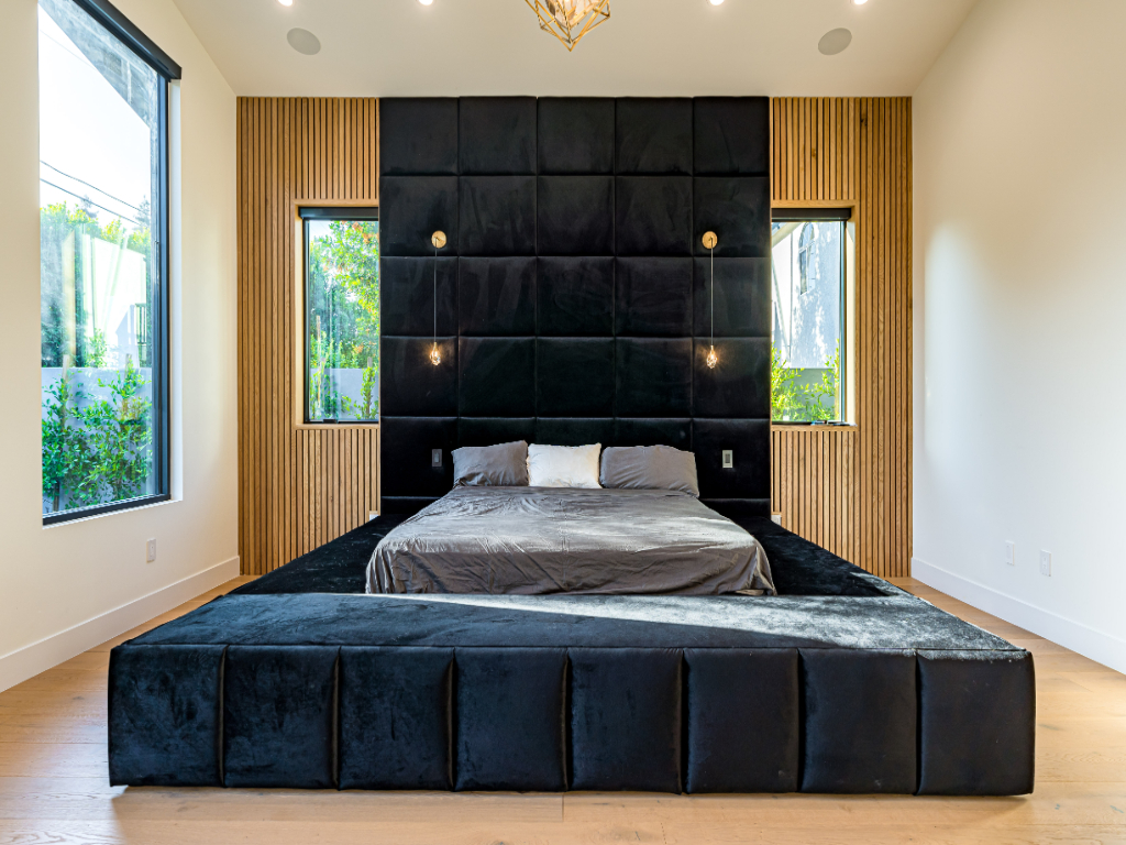 Lemona Ave | Photo 23