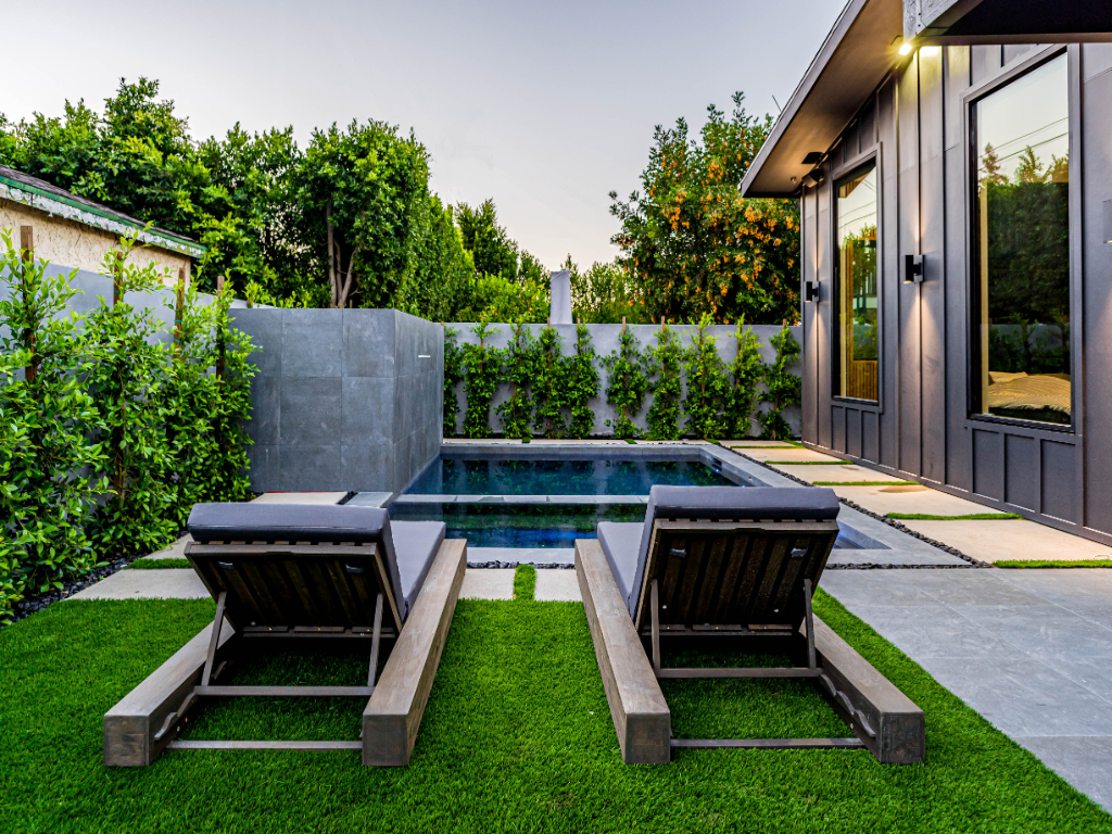 Lemona Ave | Photo 59