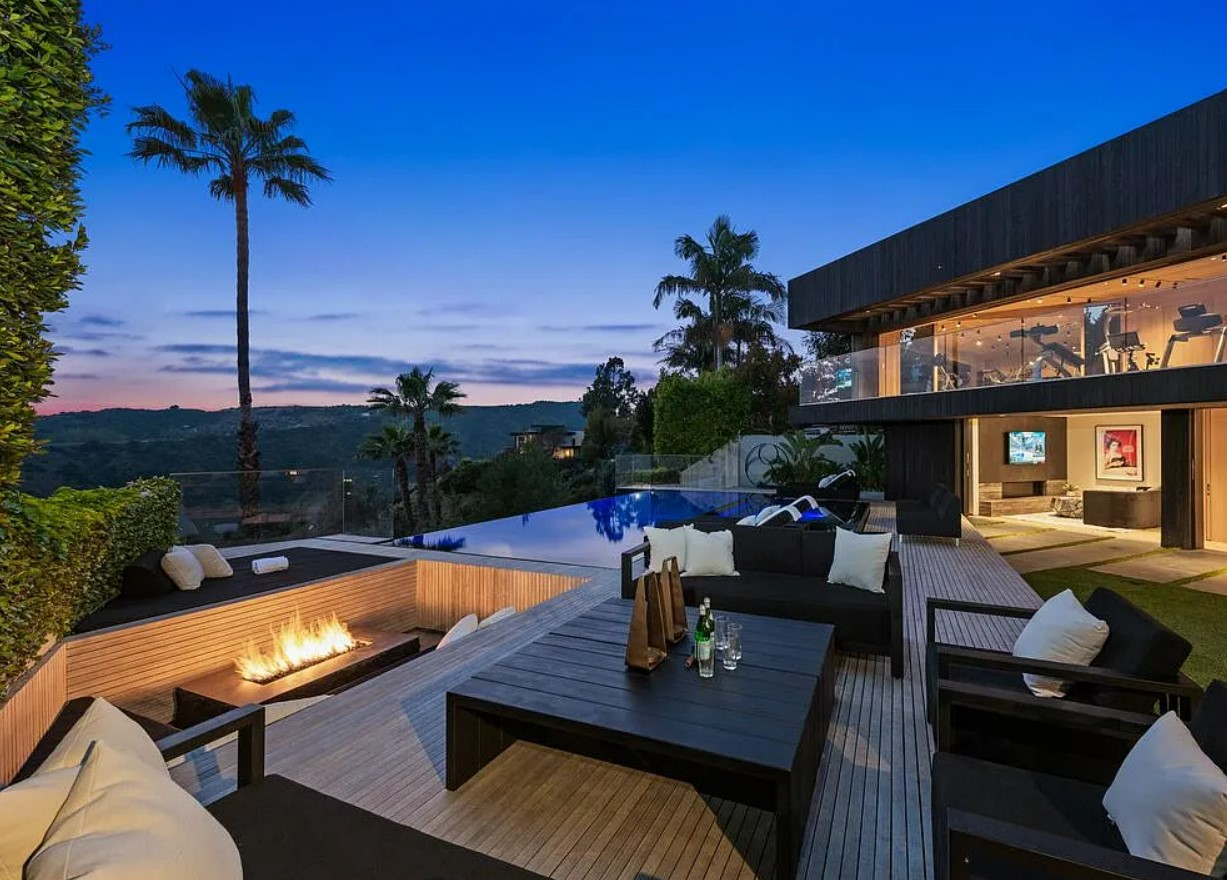 G Summit Estate | Photo 2