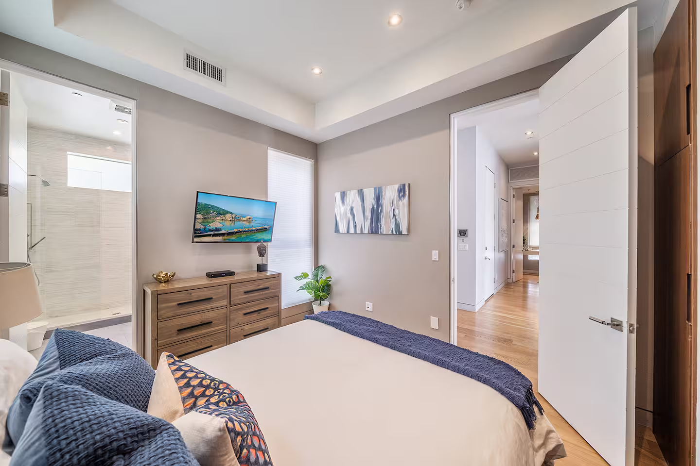 Drexel Modern | Photo 30