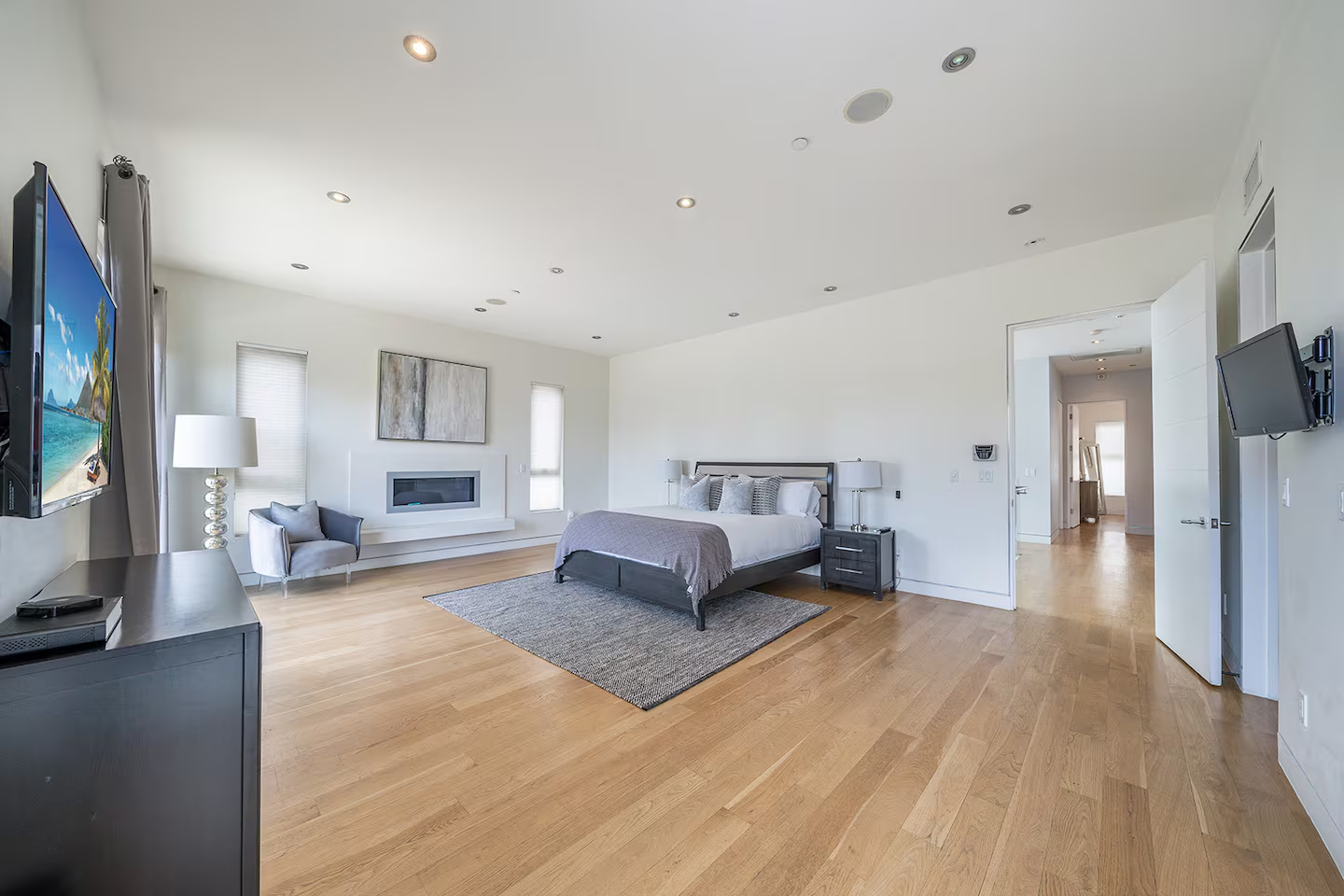 Drexel Modern | Photo 21