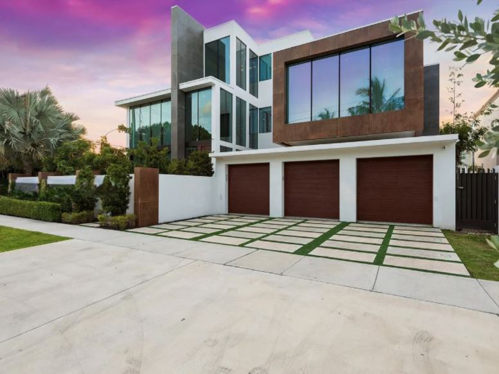 Bayview Drive | Photo 3