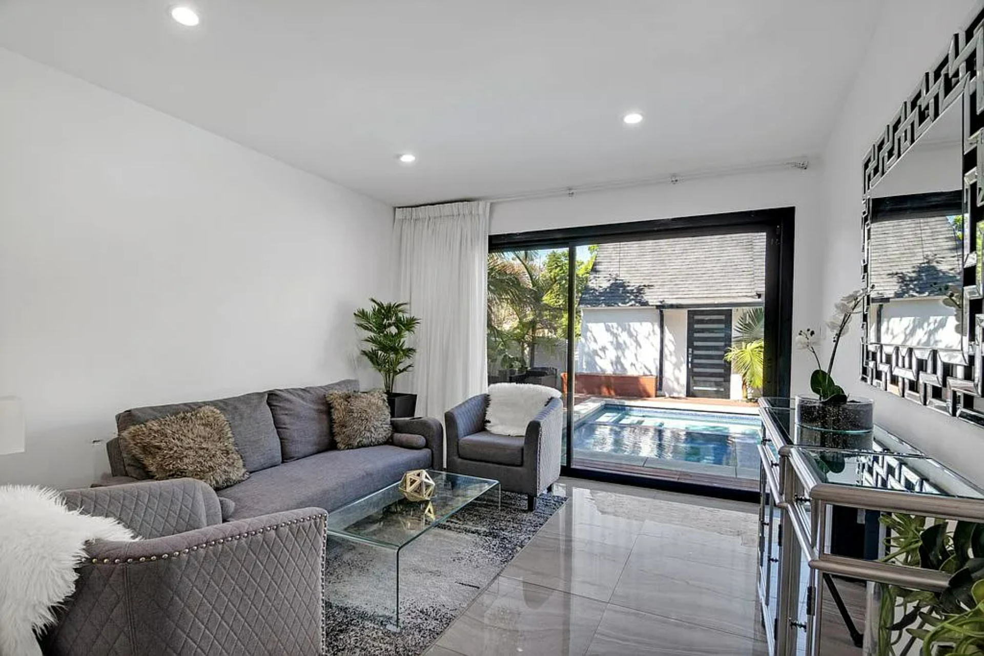 Mansfield Modern | Photo 5