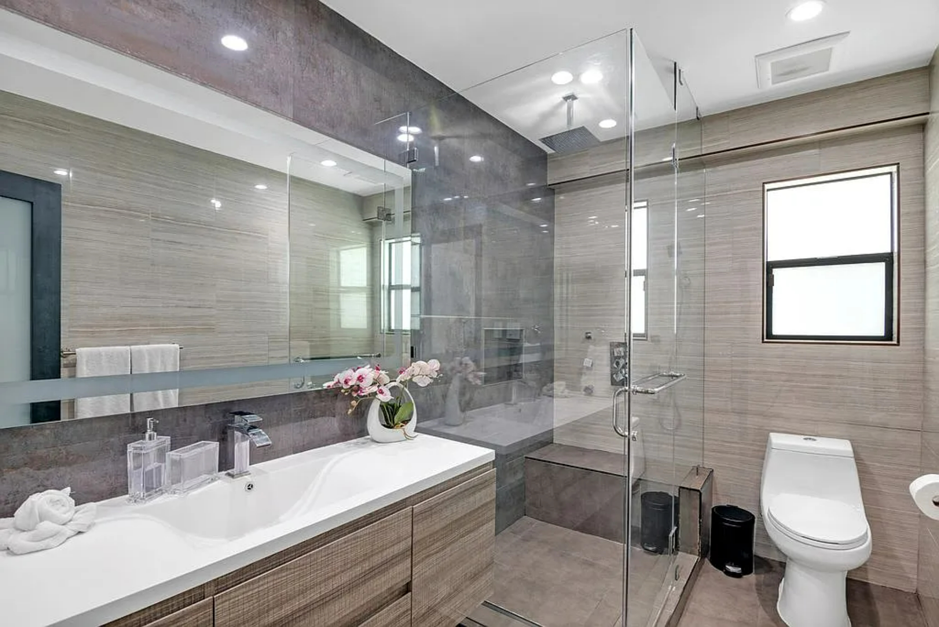 Mansfield Modern | Photo 30