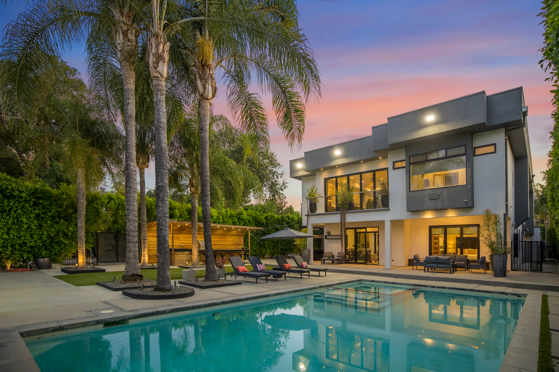 Louise Modern | Photo 70