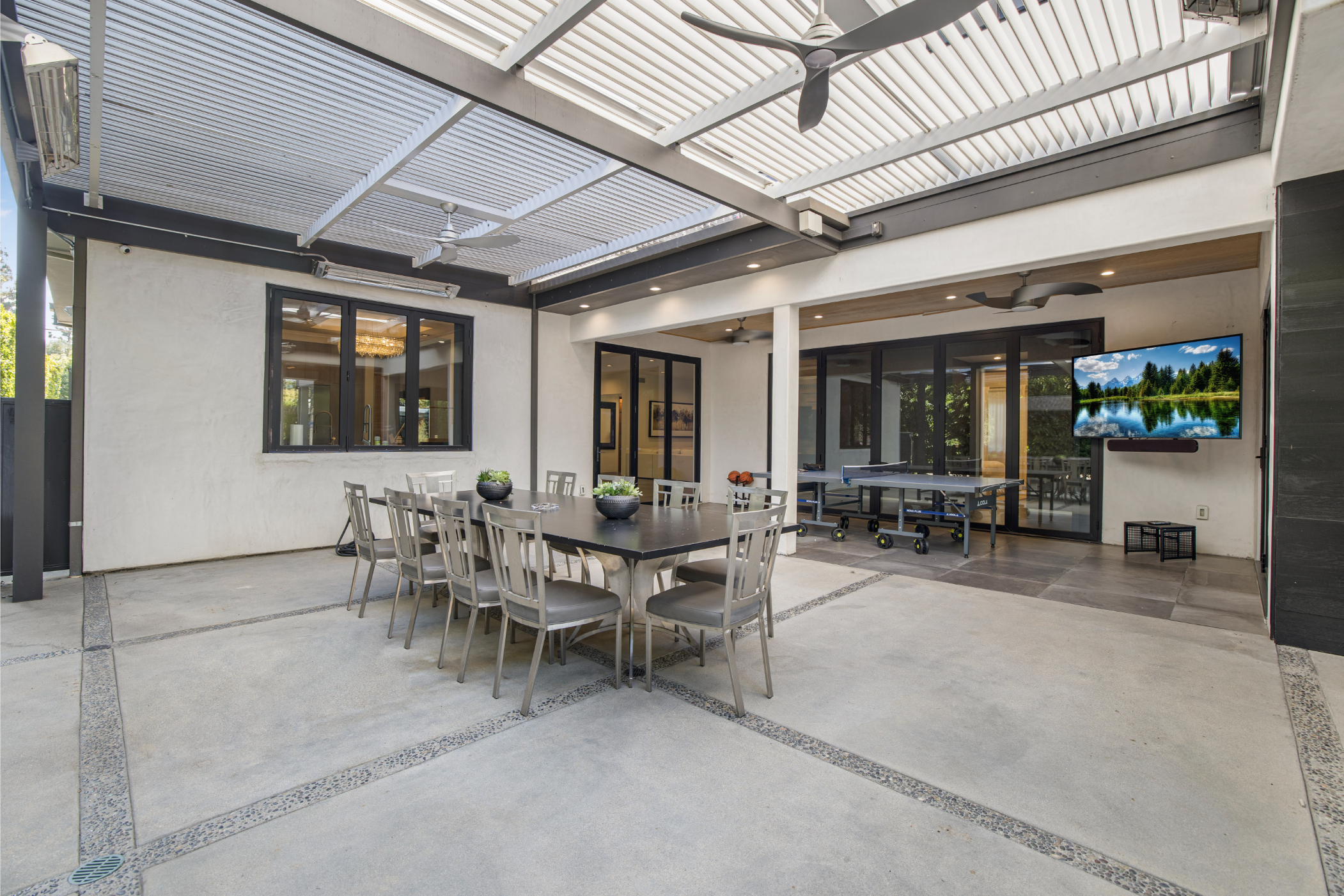 Louise Modern | Photo 53